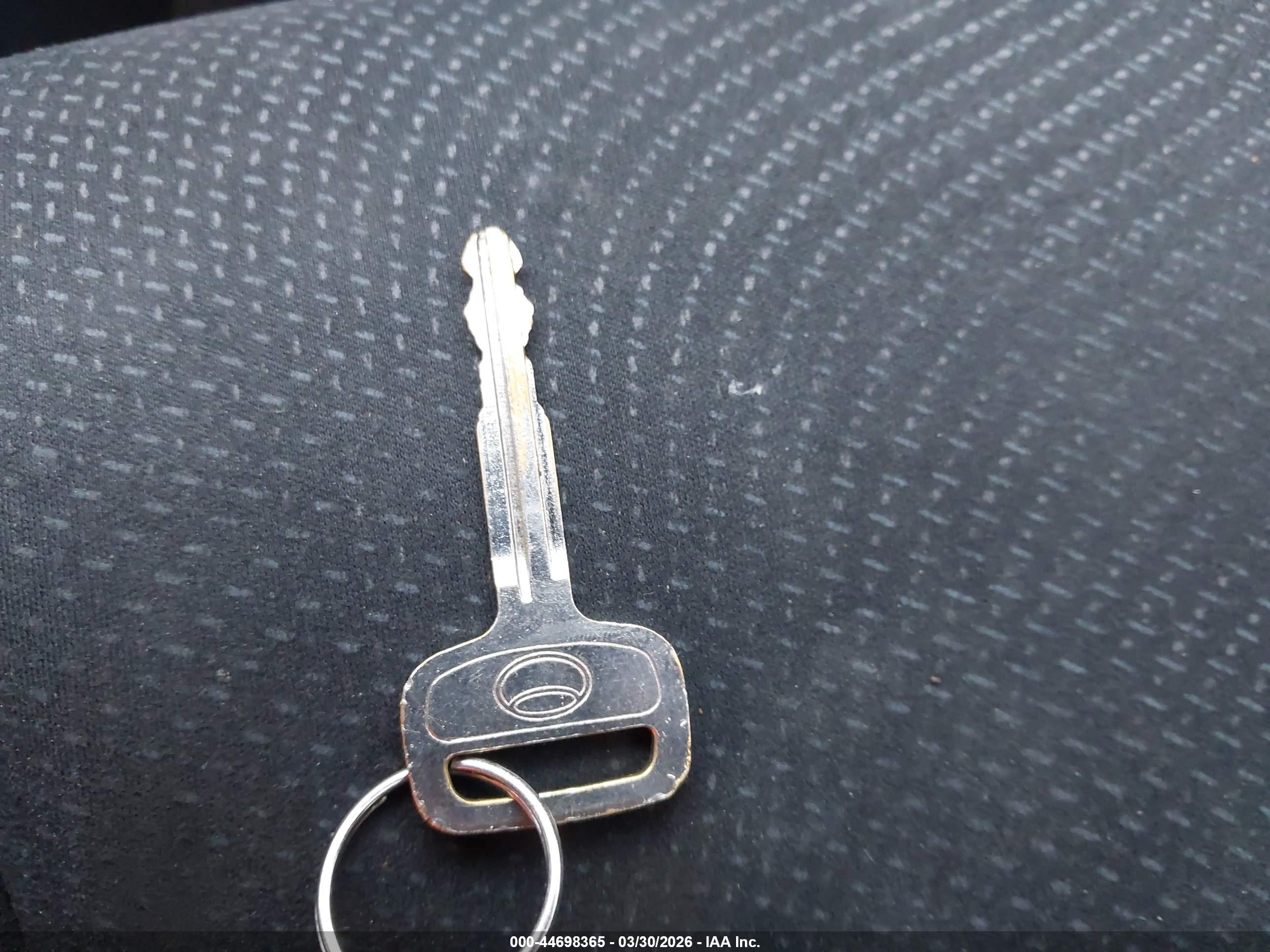 TOYOTA YARIS image 11