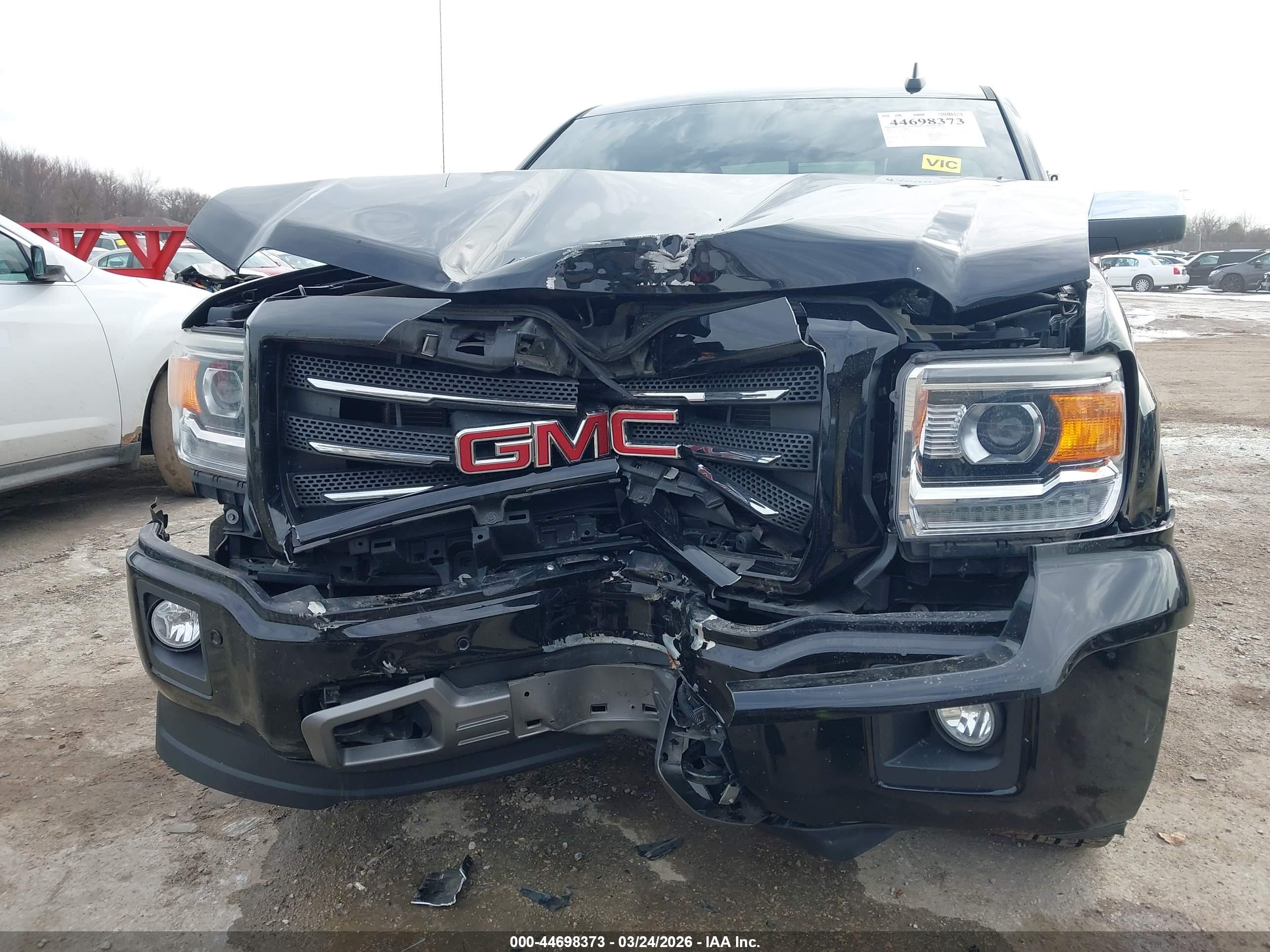 GMC SIERRA image 6
