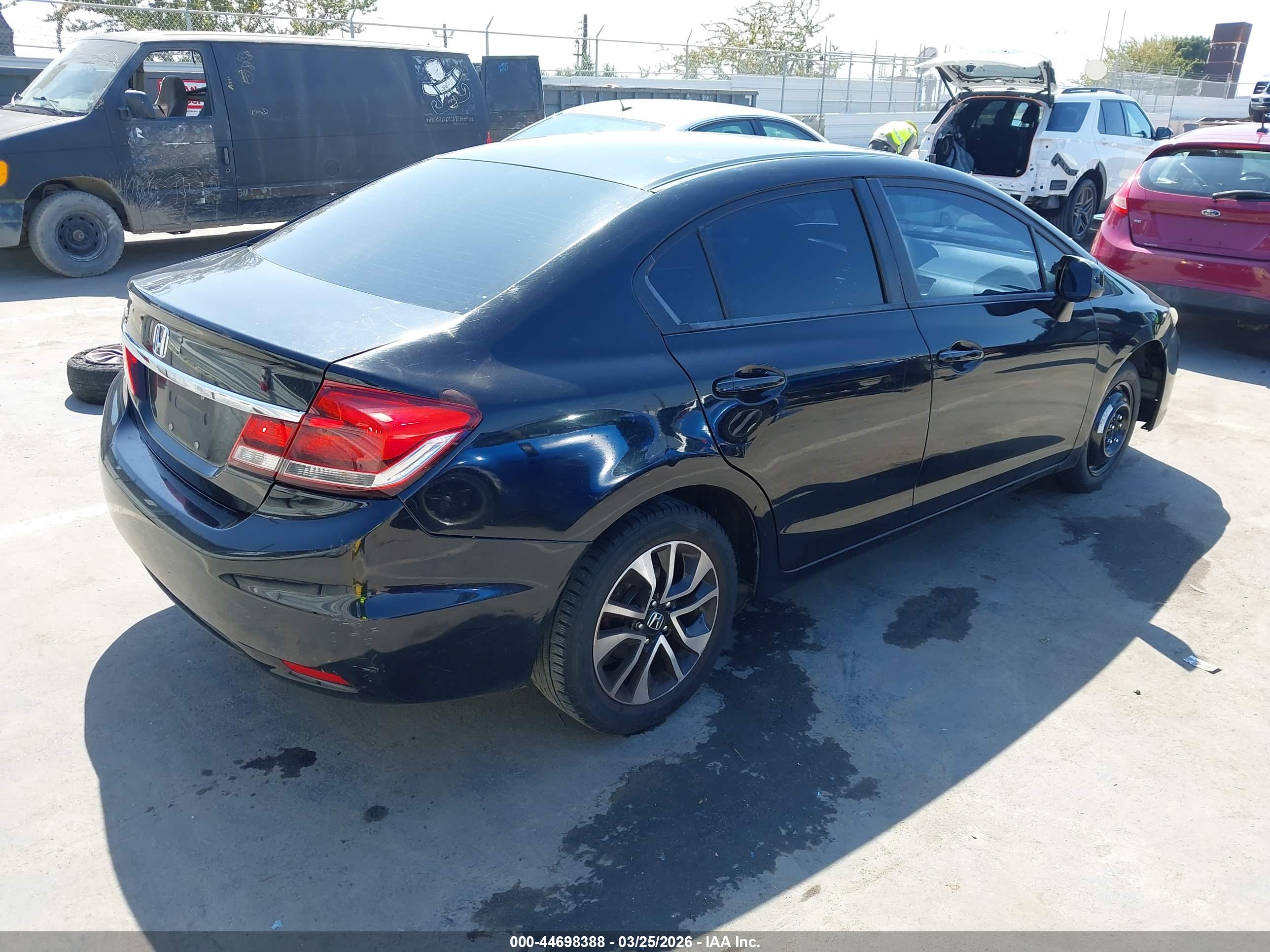 HONDA CIVIC image 4
