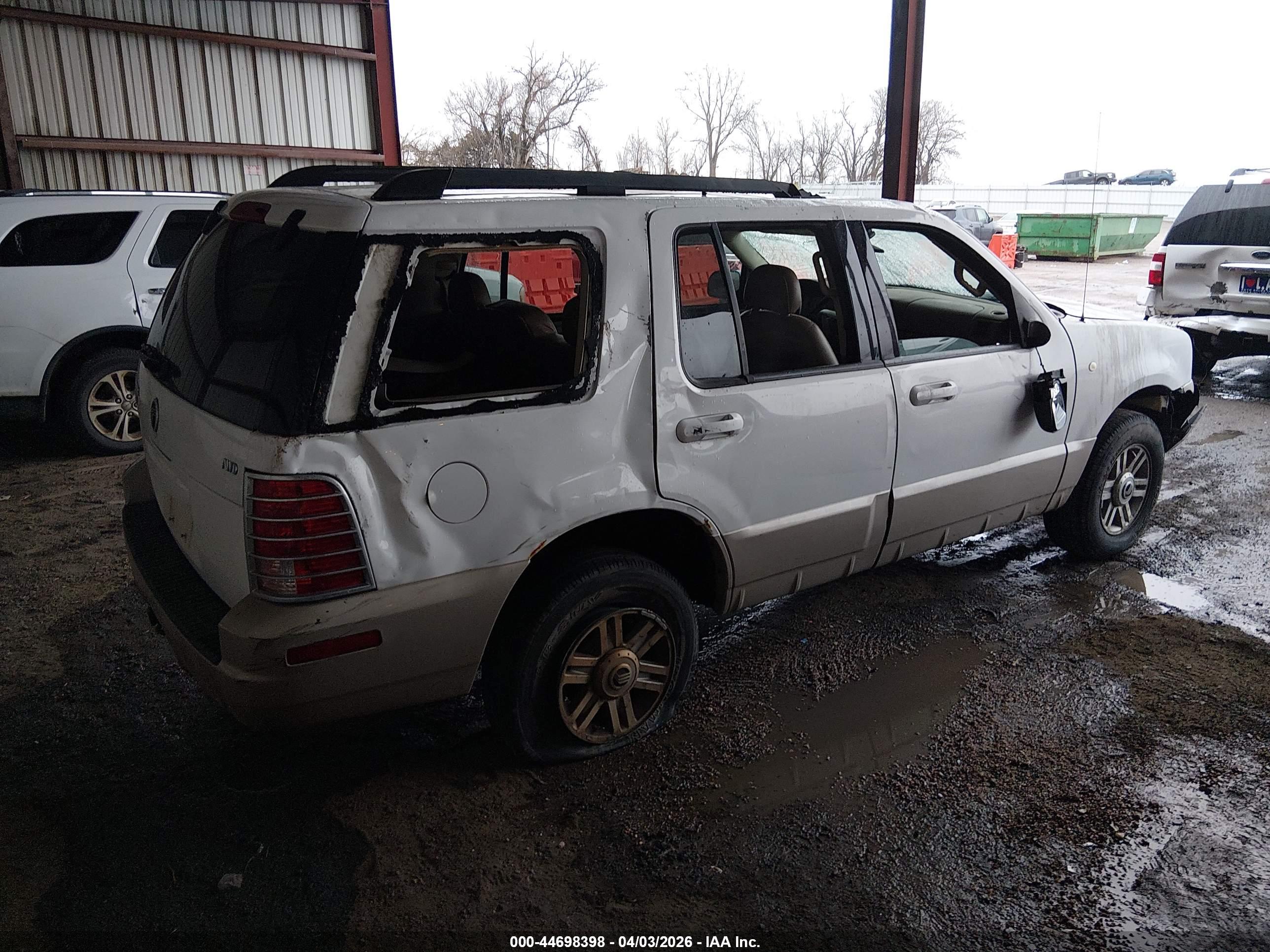 MERCURY MOUNTAINEER image 4