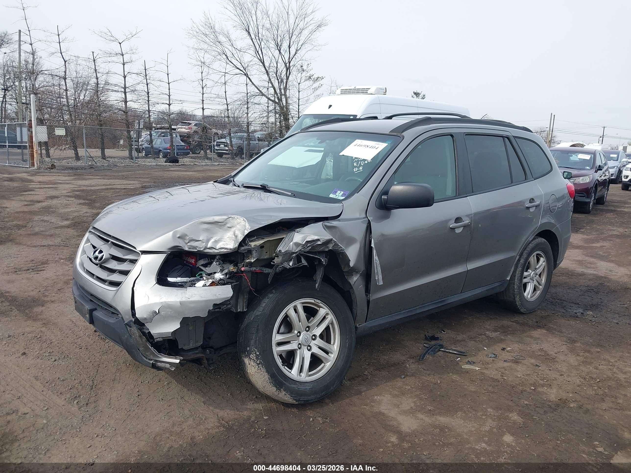 HYUNDAI SANTA image 6