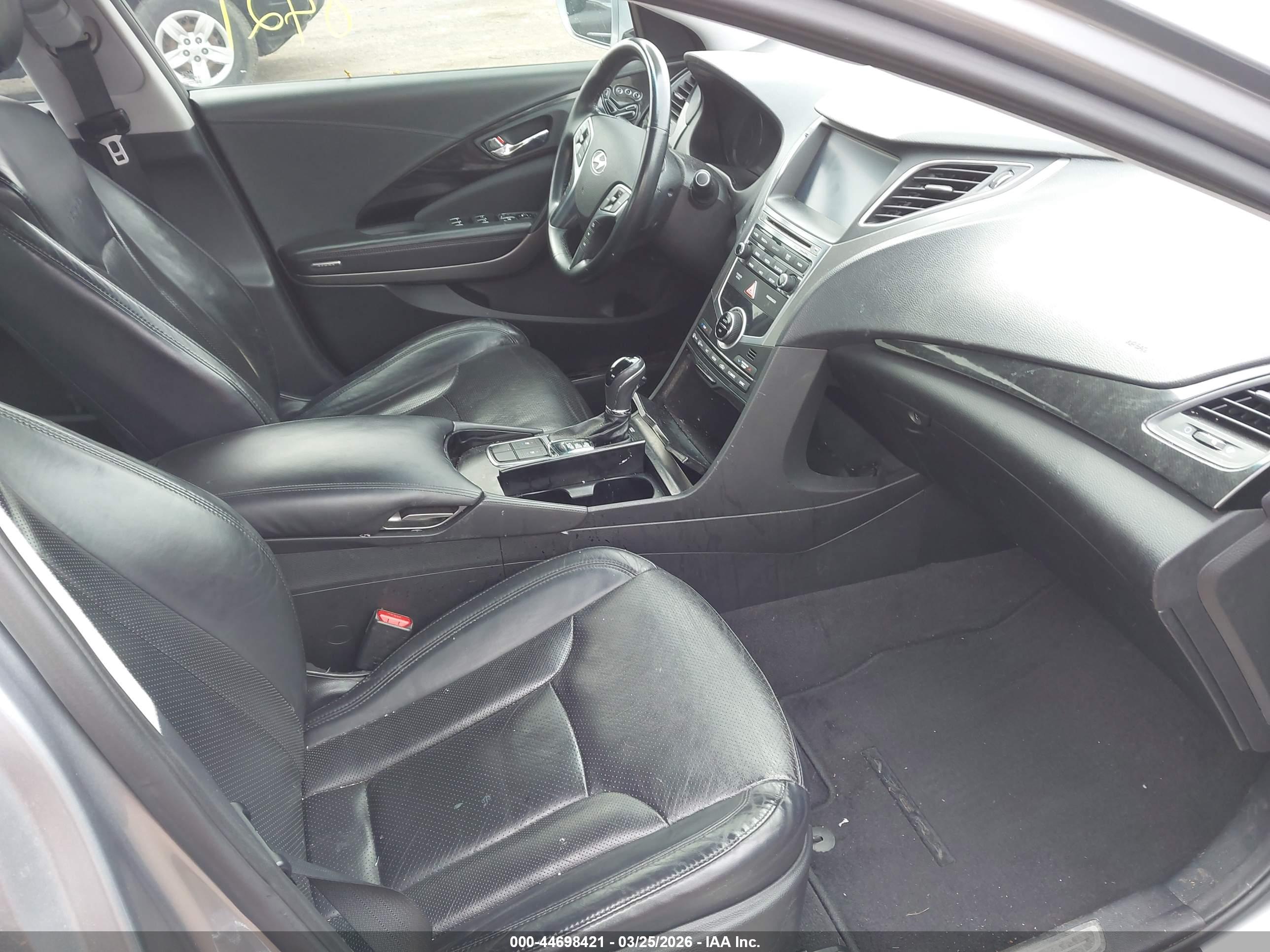 HYUNDAI AZERA image 5