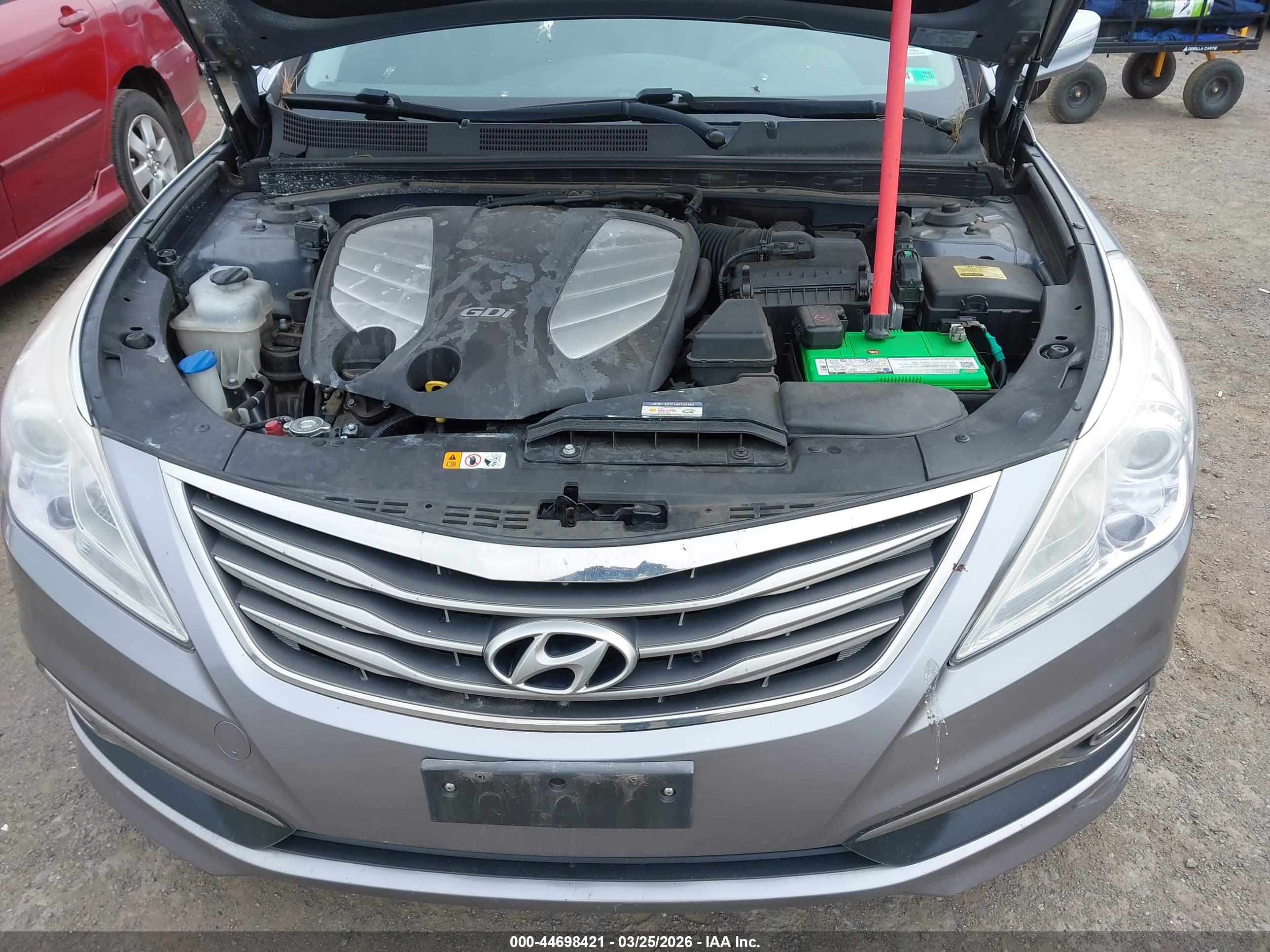 HYUNDAI AZERA image 6