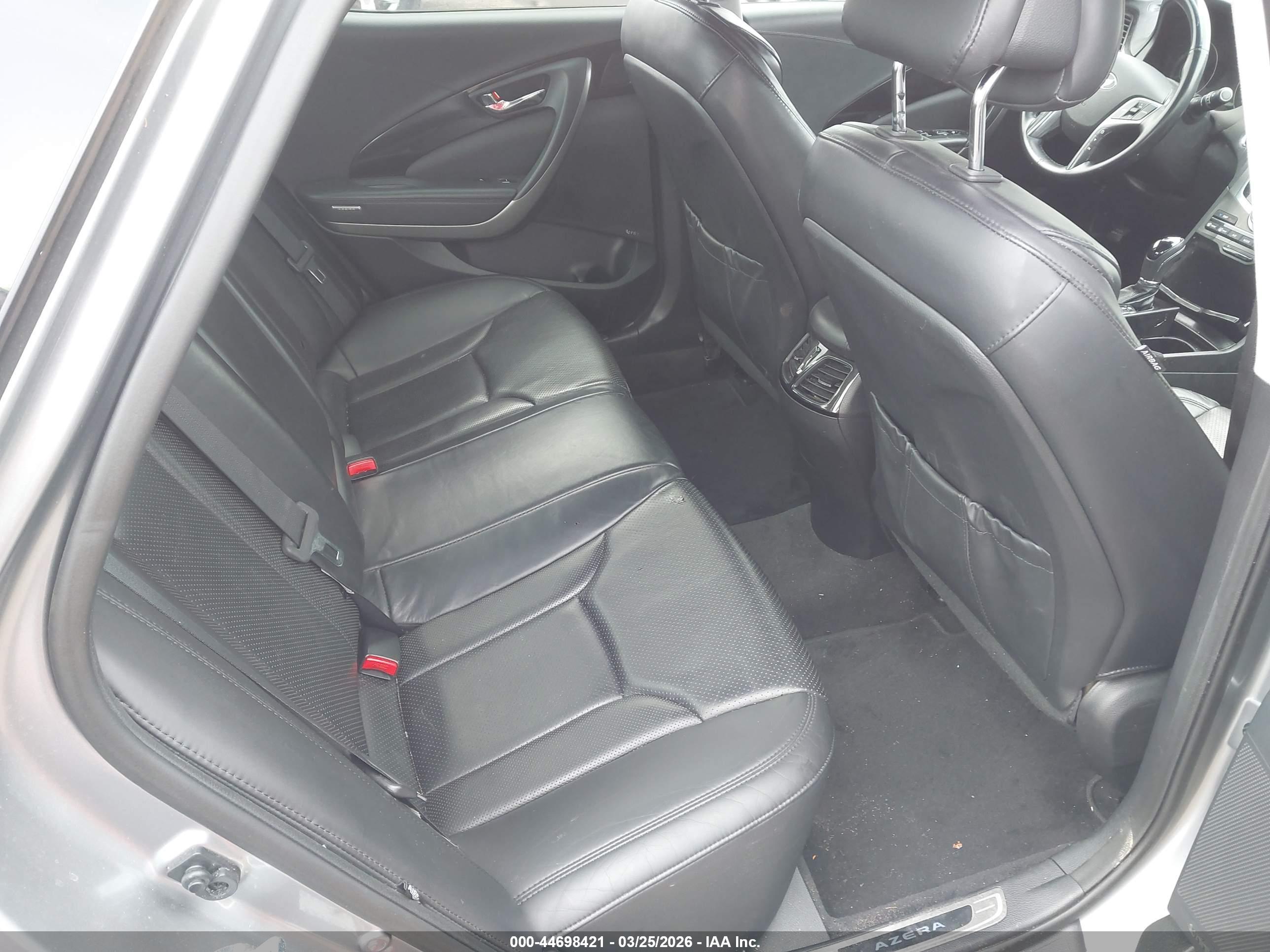 HYUNDAI AZERA image 8