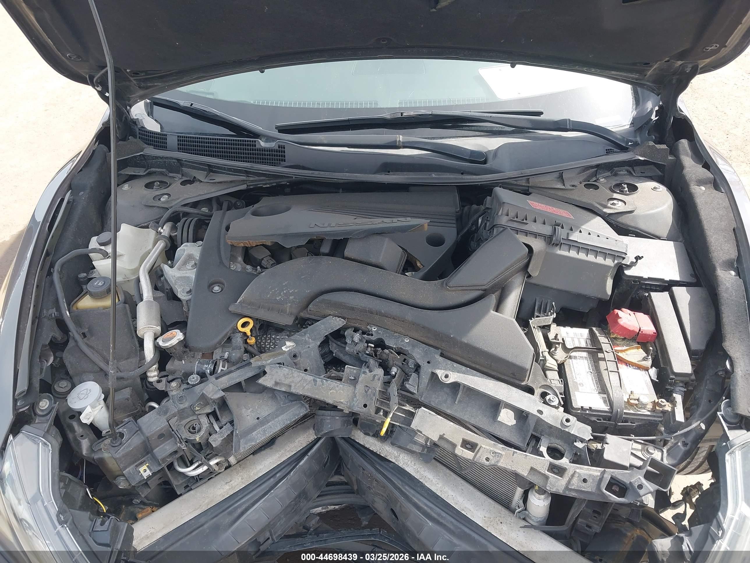 NISSAN ALTIMA image 10