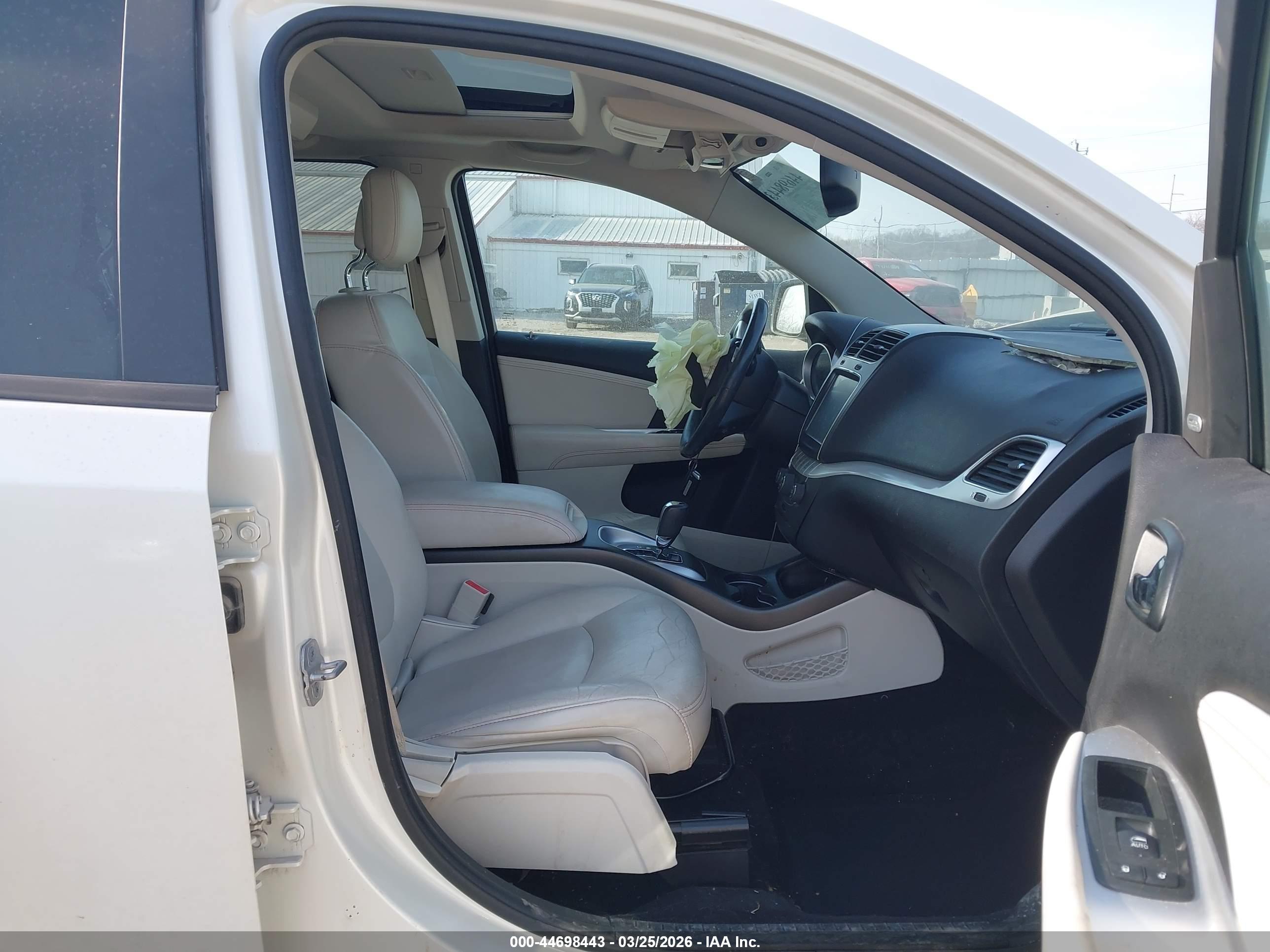DODGE JOURNEY image 5