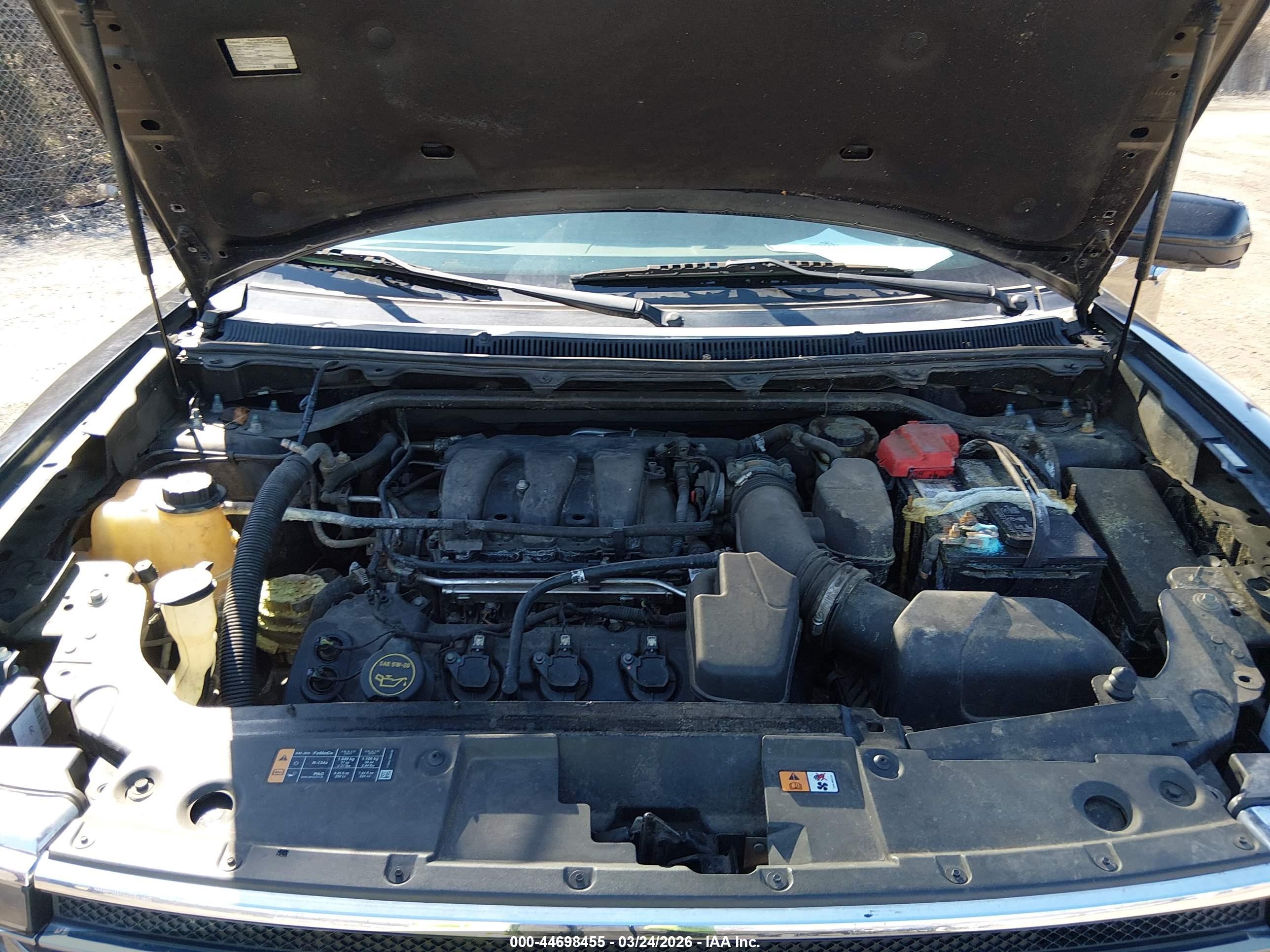 FORD FLEX image 10