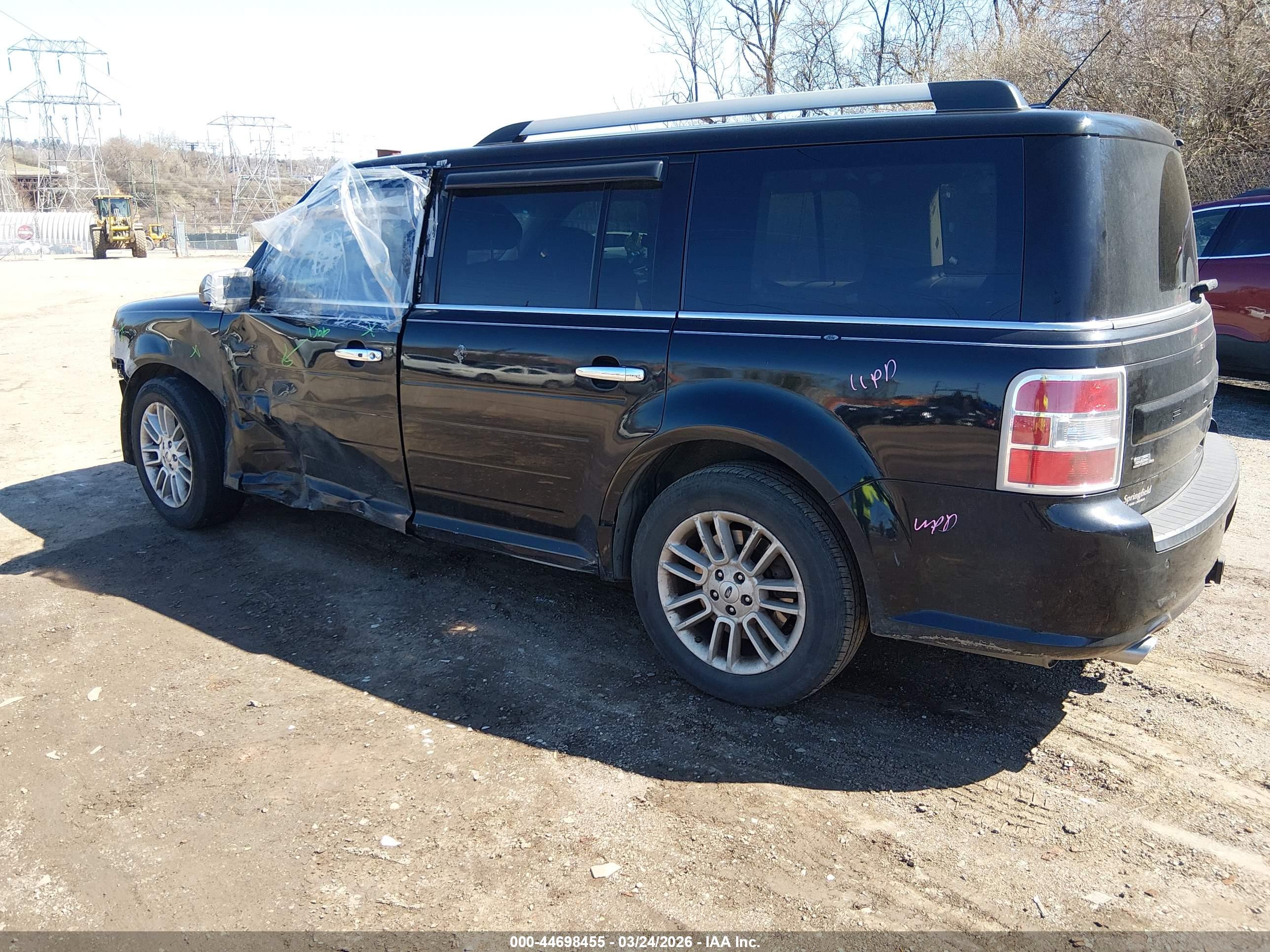 FORD FLEX image 3