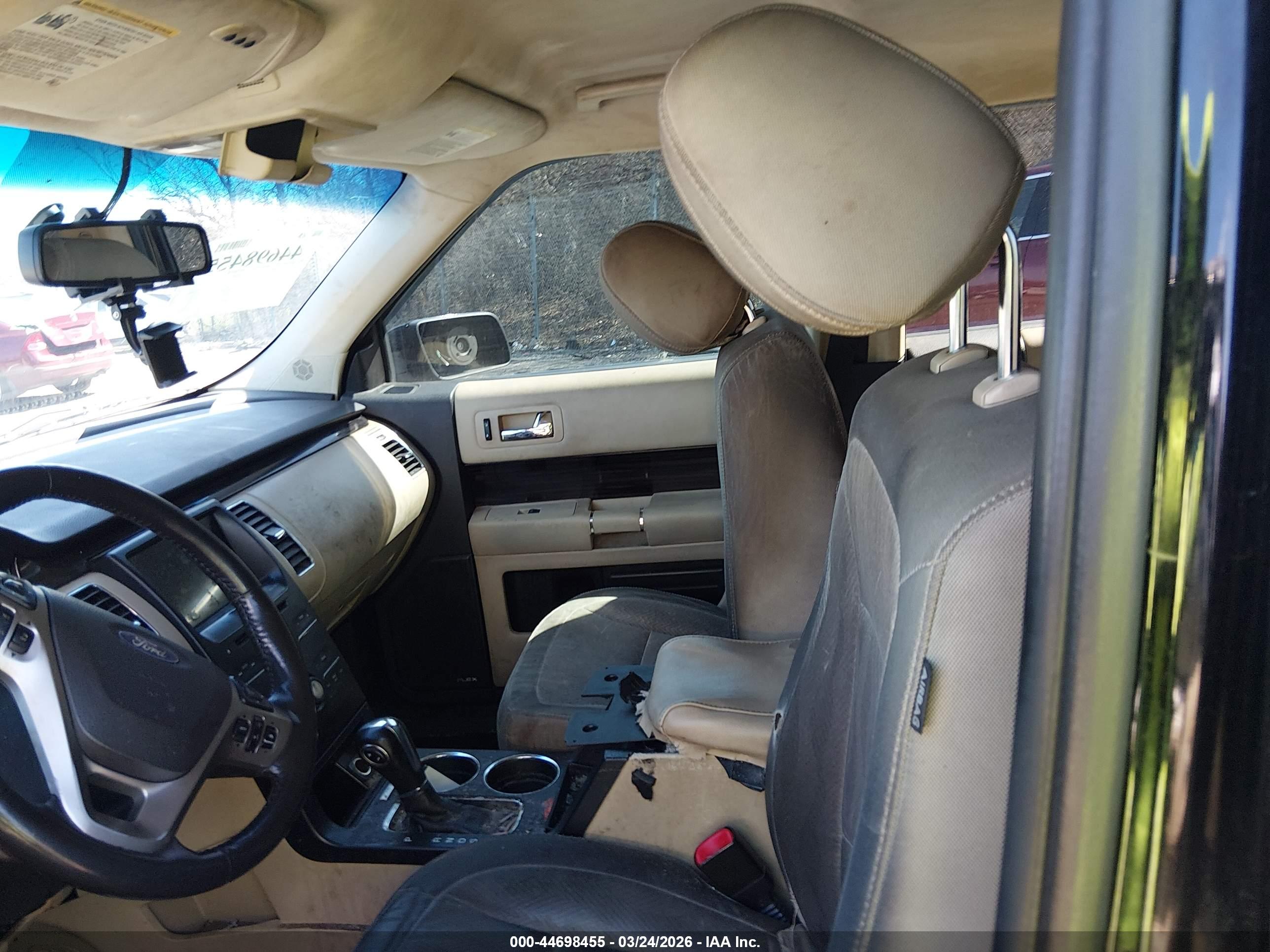 FORD FLEX image 5