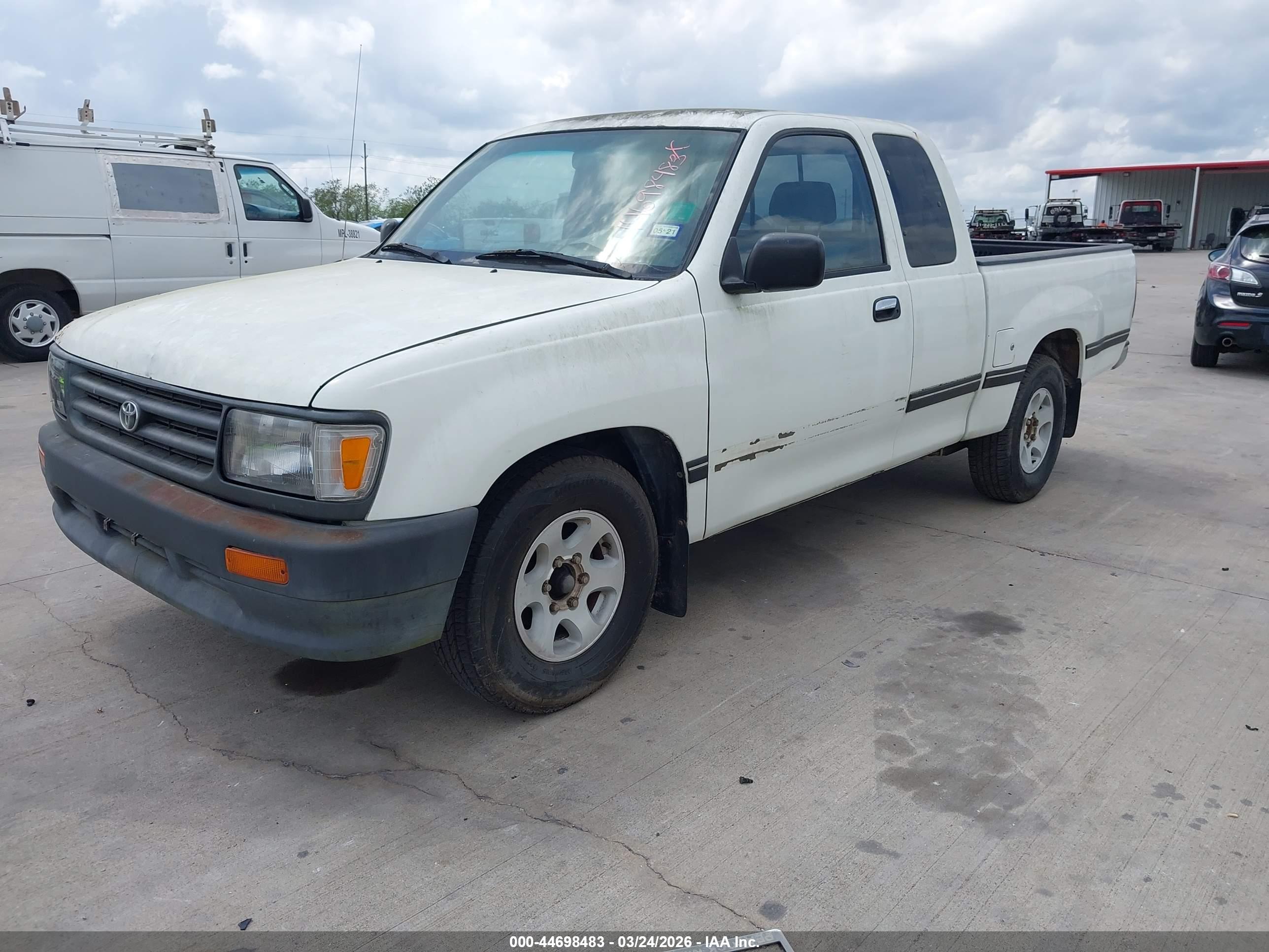TOYOTA T100 image 2
