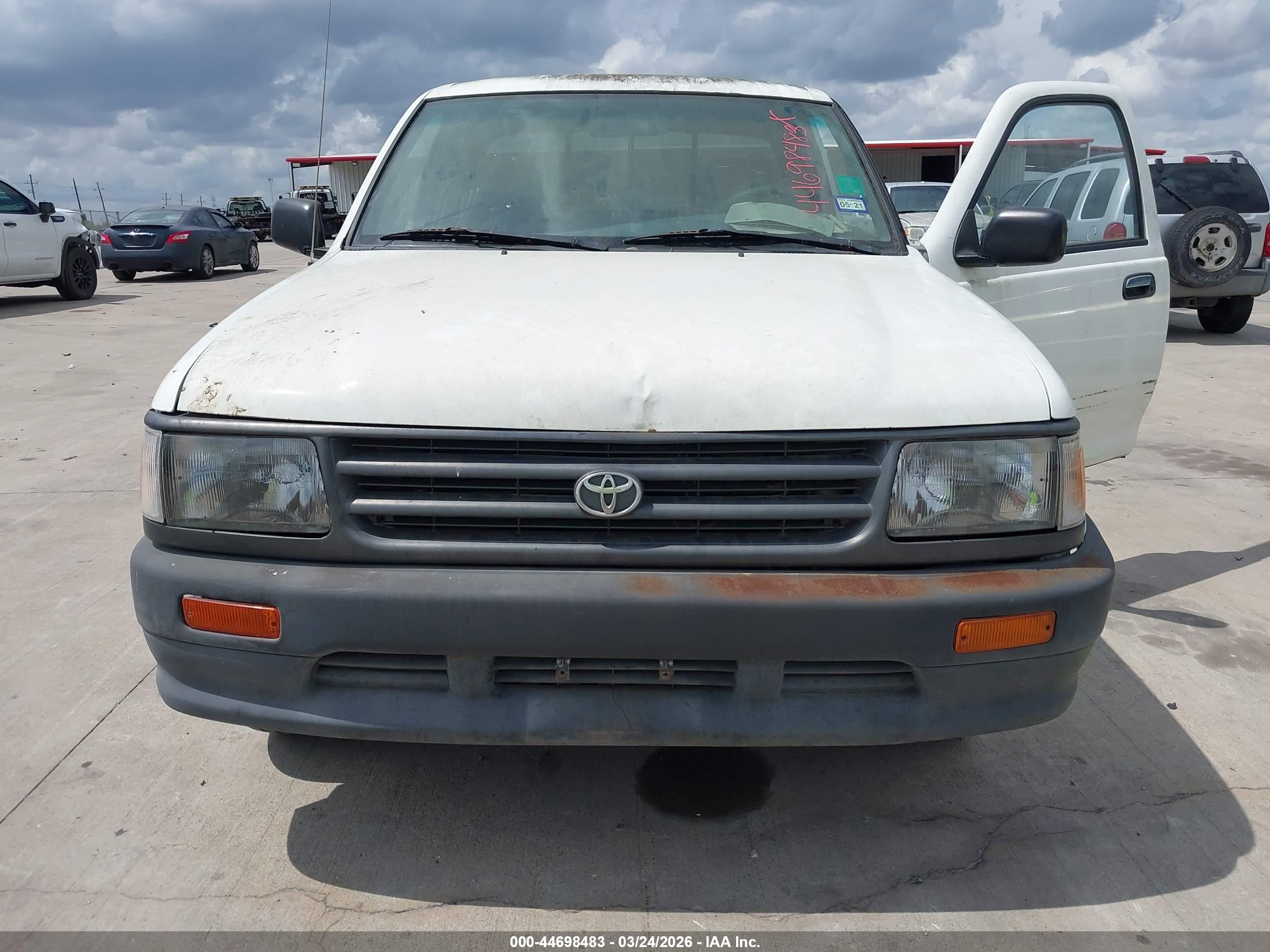 TOYOTA T100 image 6