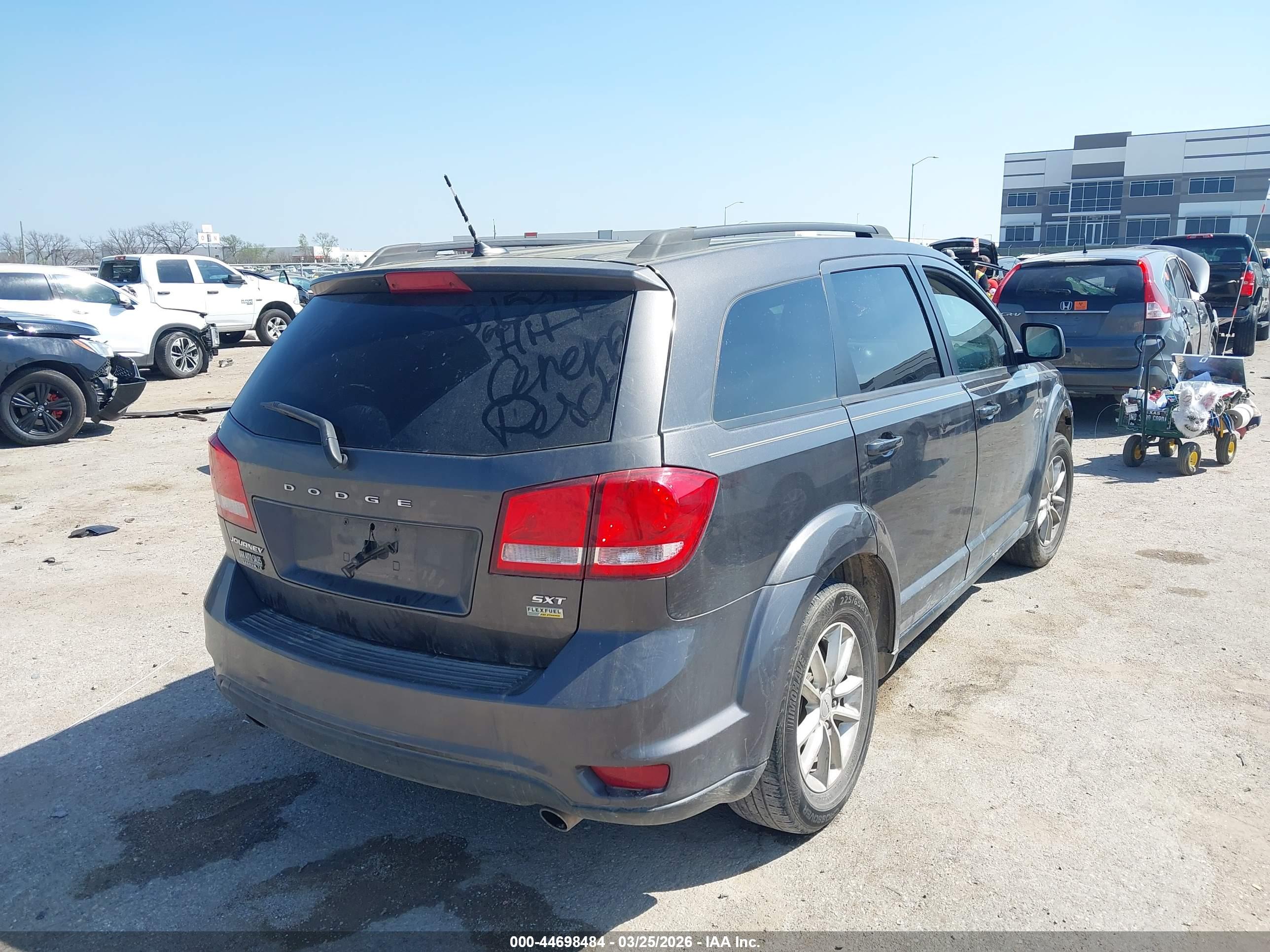 DODGE JOURNEY image 4