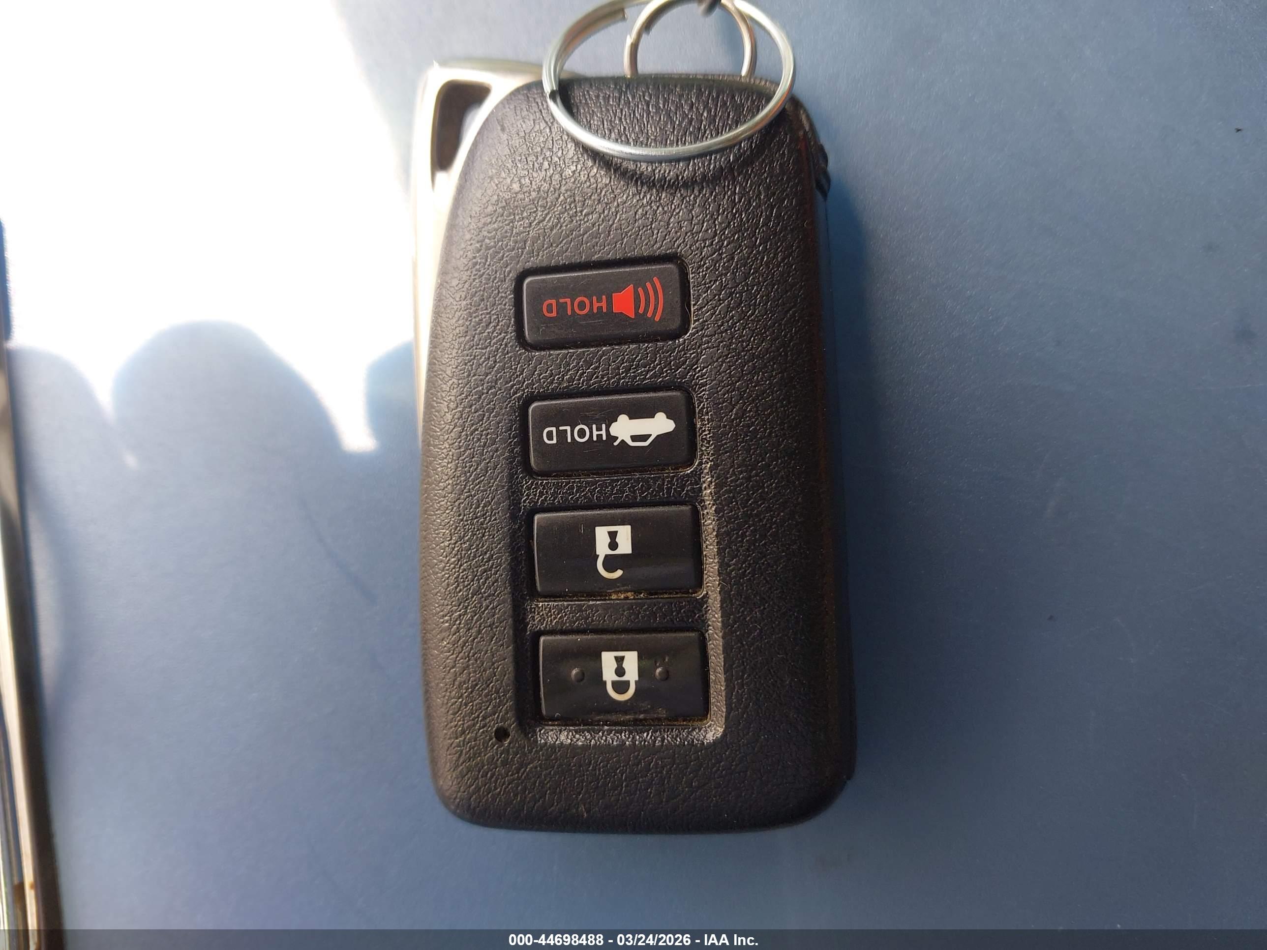 LEXUS ES image 11