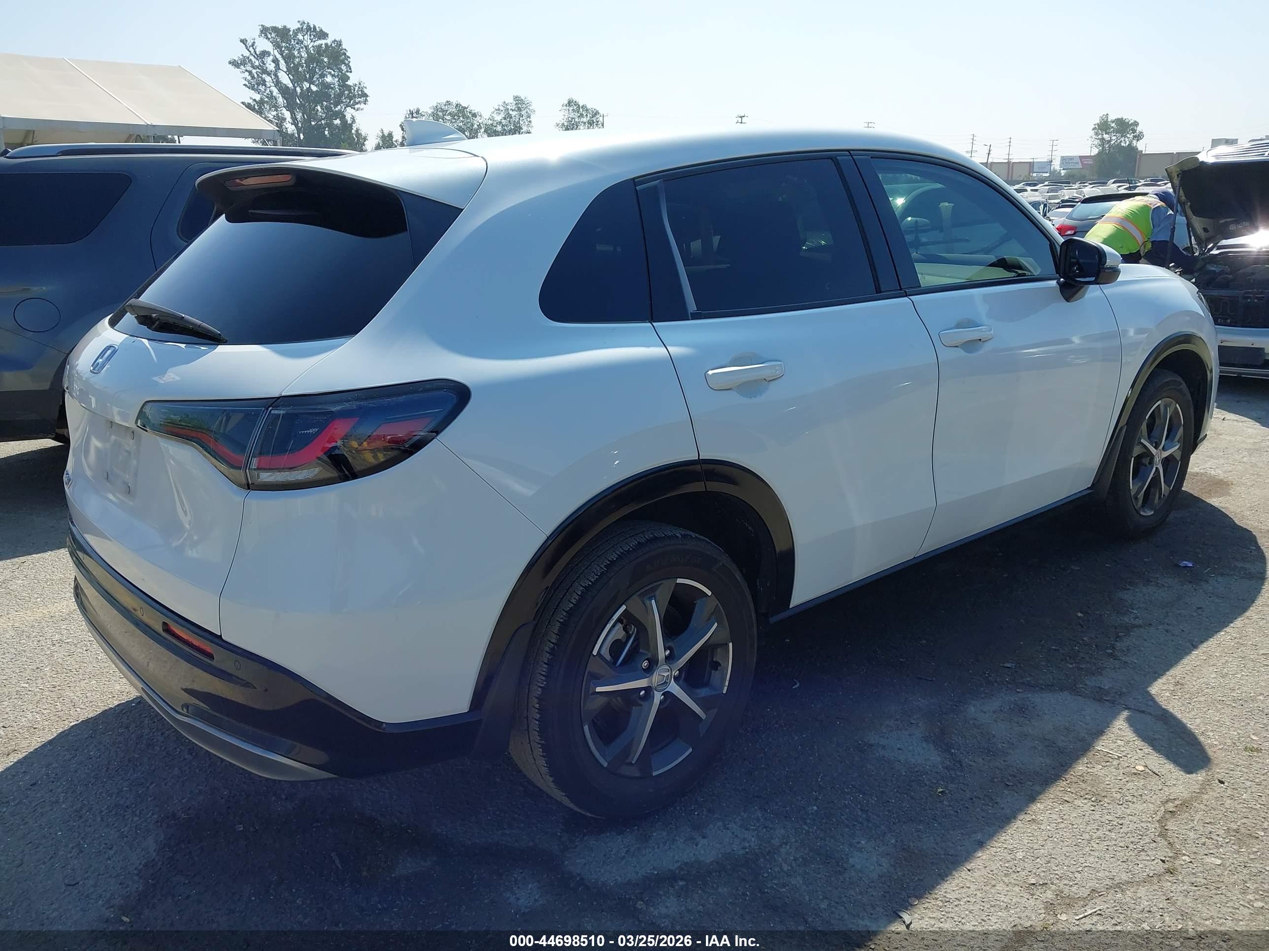 HONDA HR-V image 4