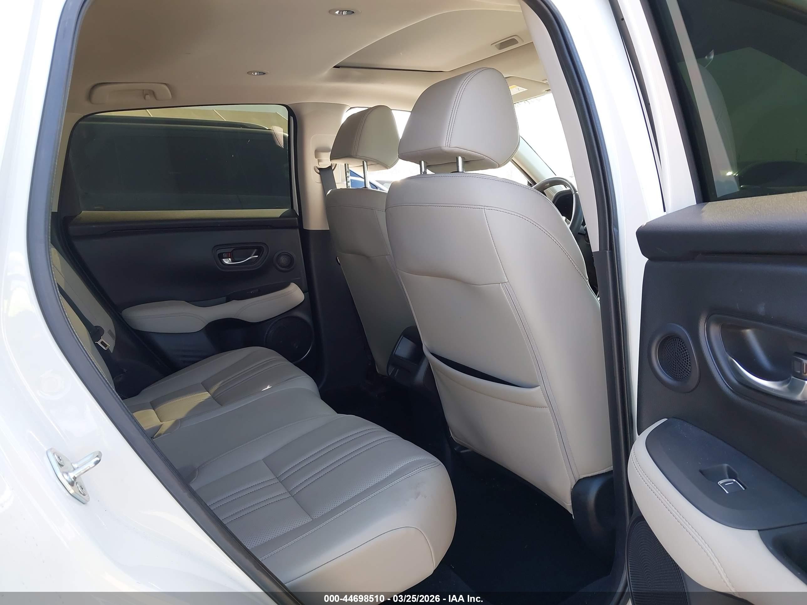 HONDA HR-V image 8