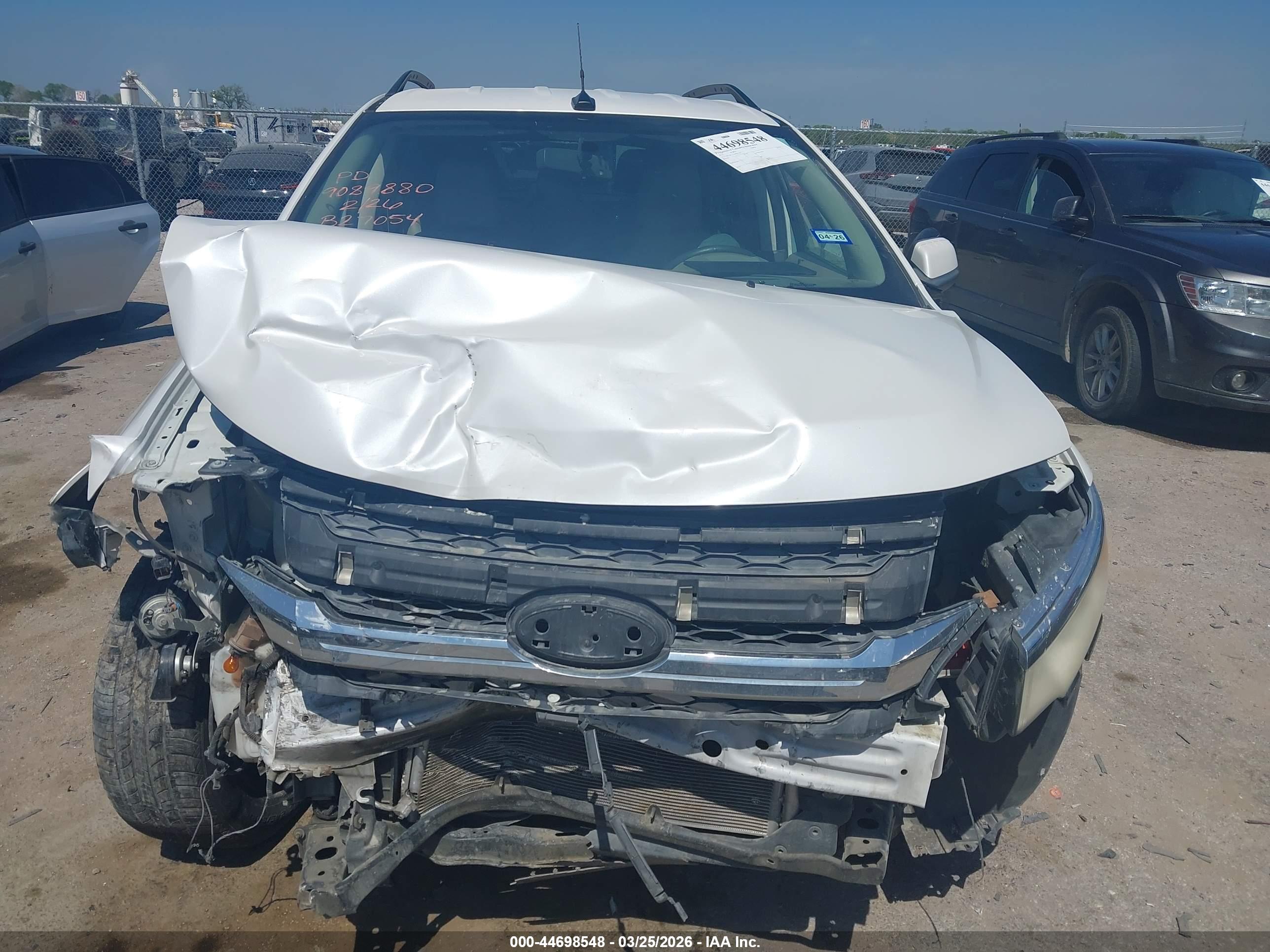 FORD EDGE image 6