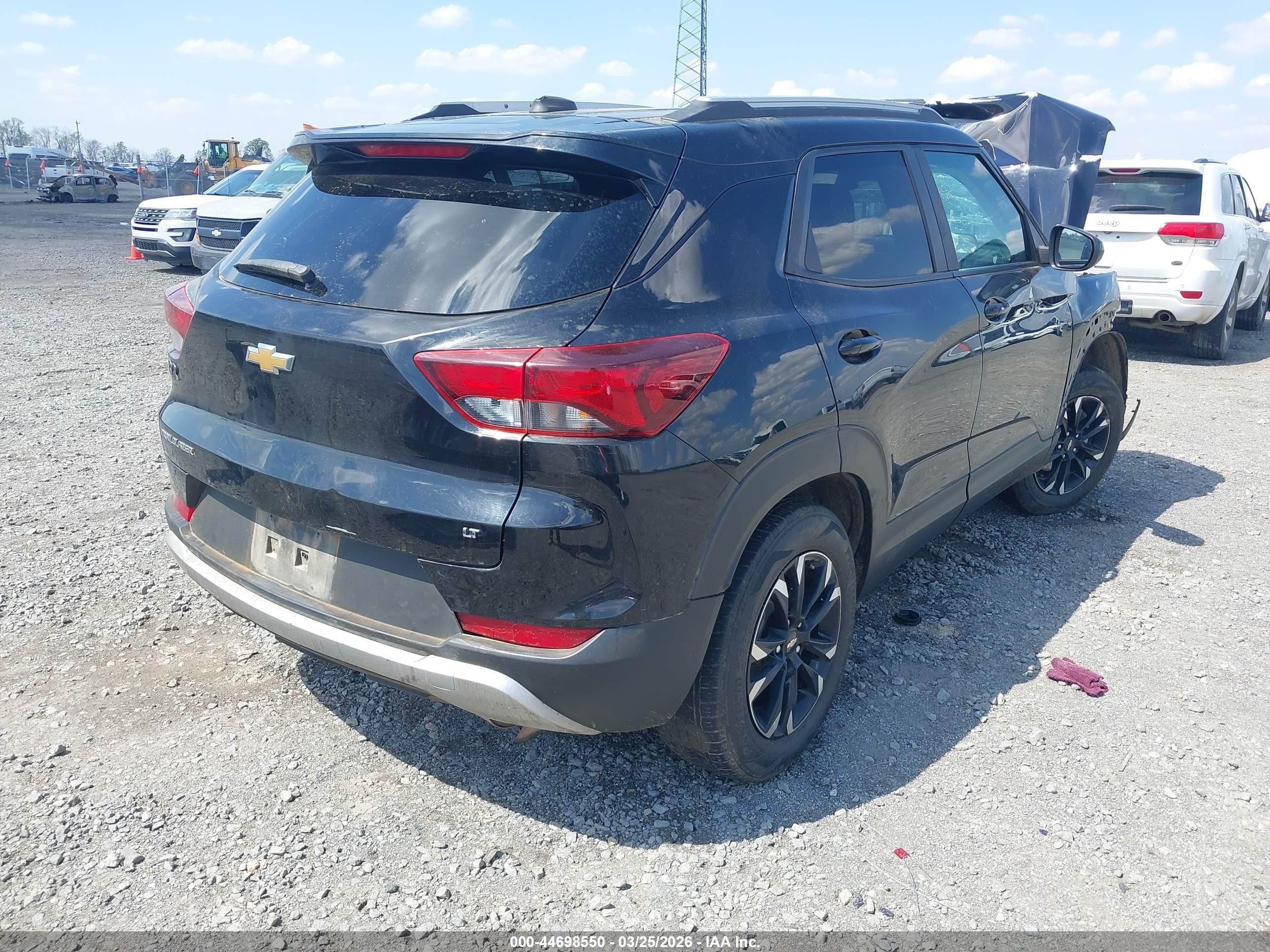 CHEVROLET TRAILBLAZER image 4
