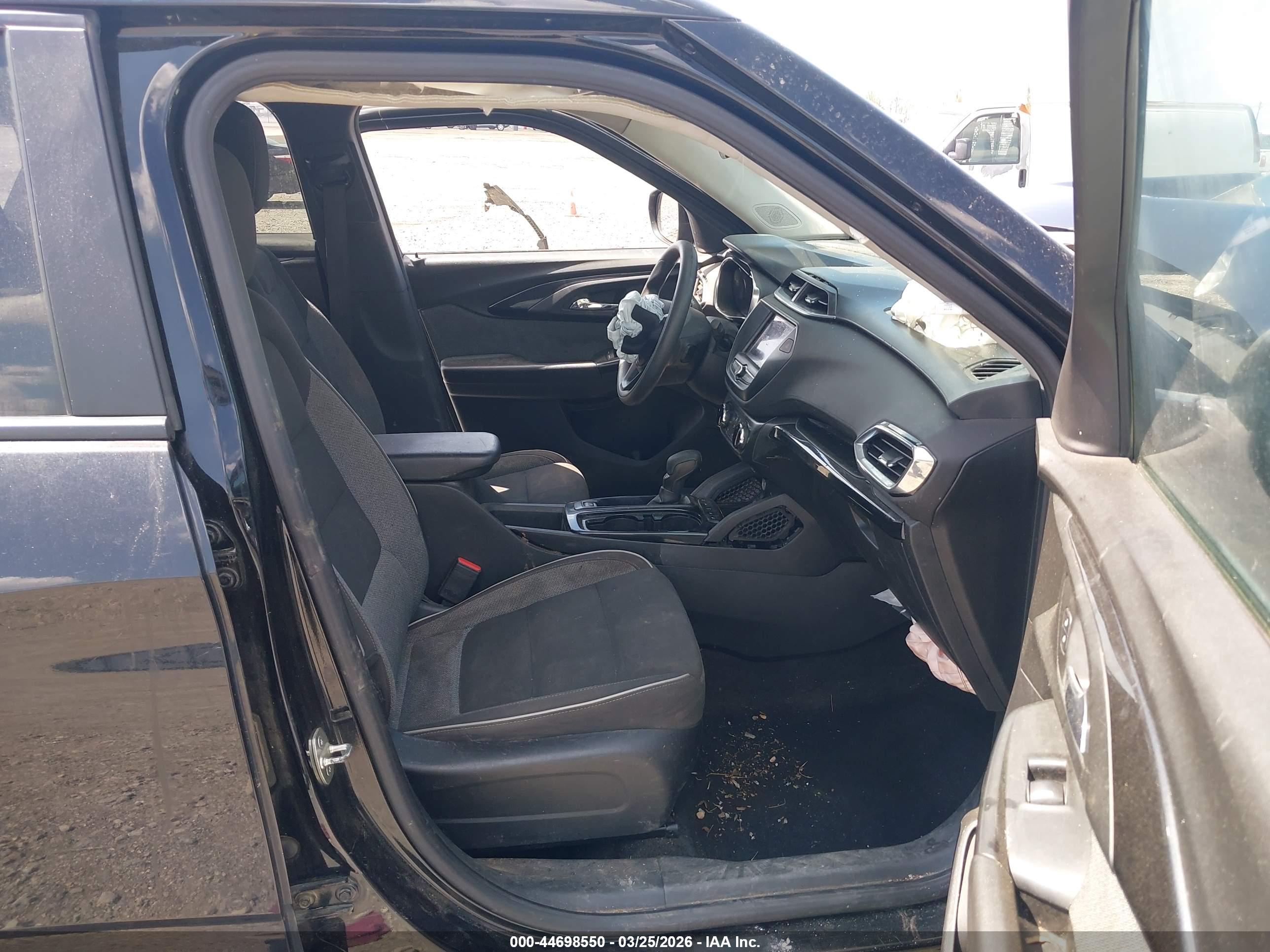 CHEVROLET TRAILBLAZER image 5