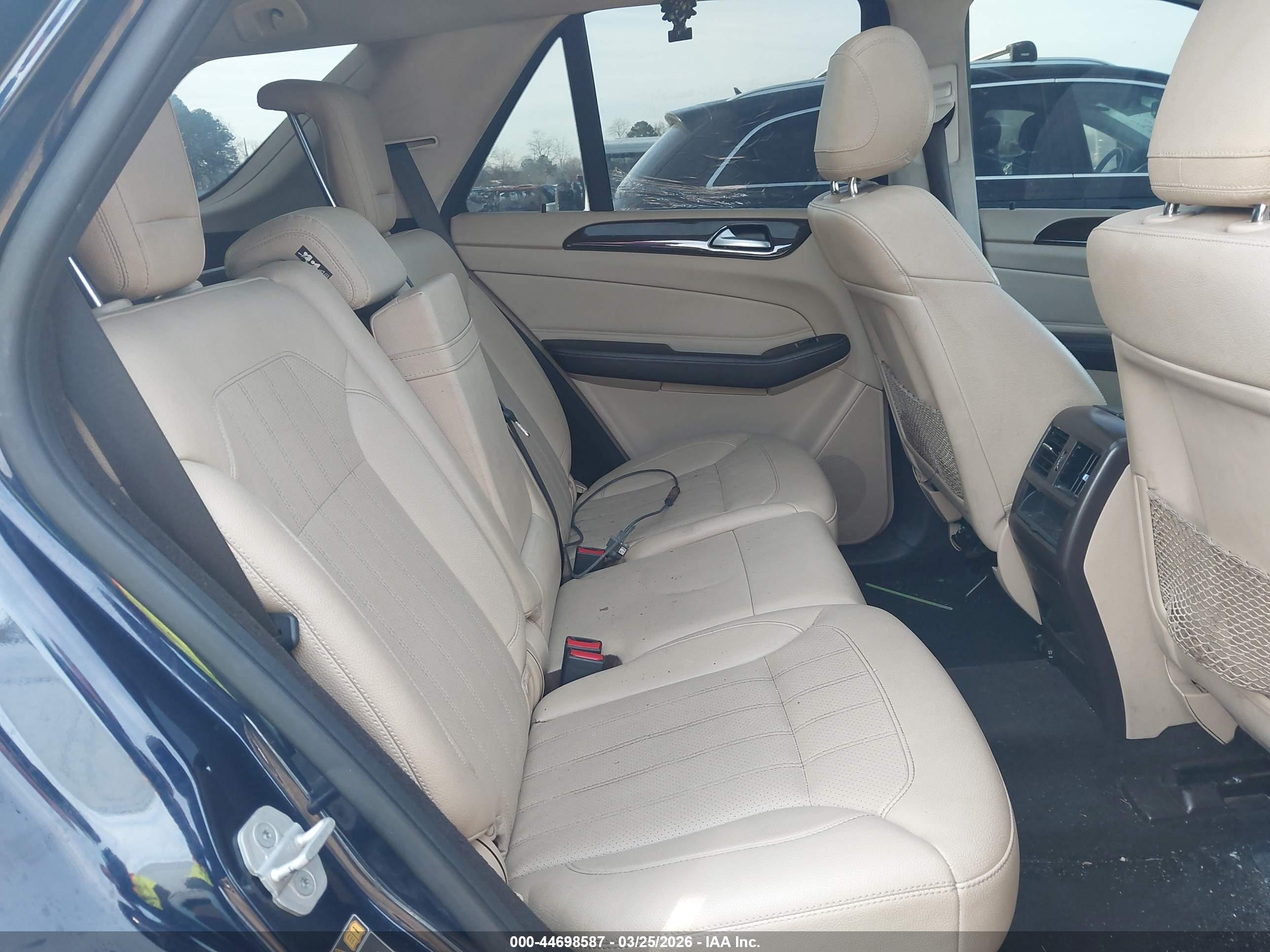 MERCEDES-BENZ GLE image 8