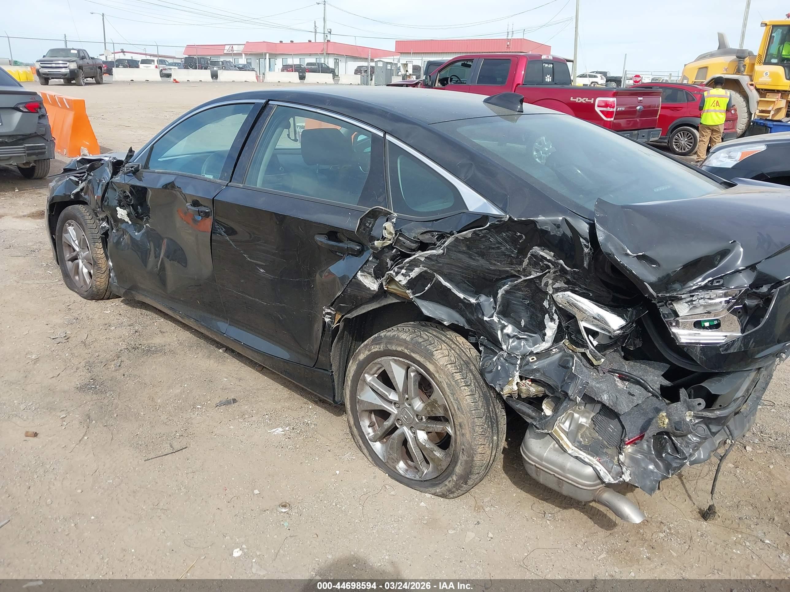 HONDA ACCORD image 6