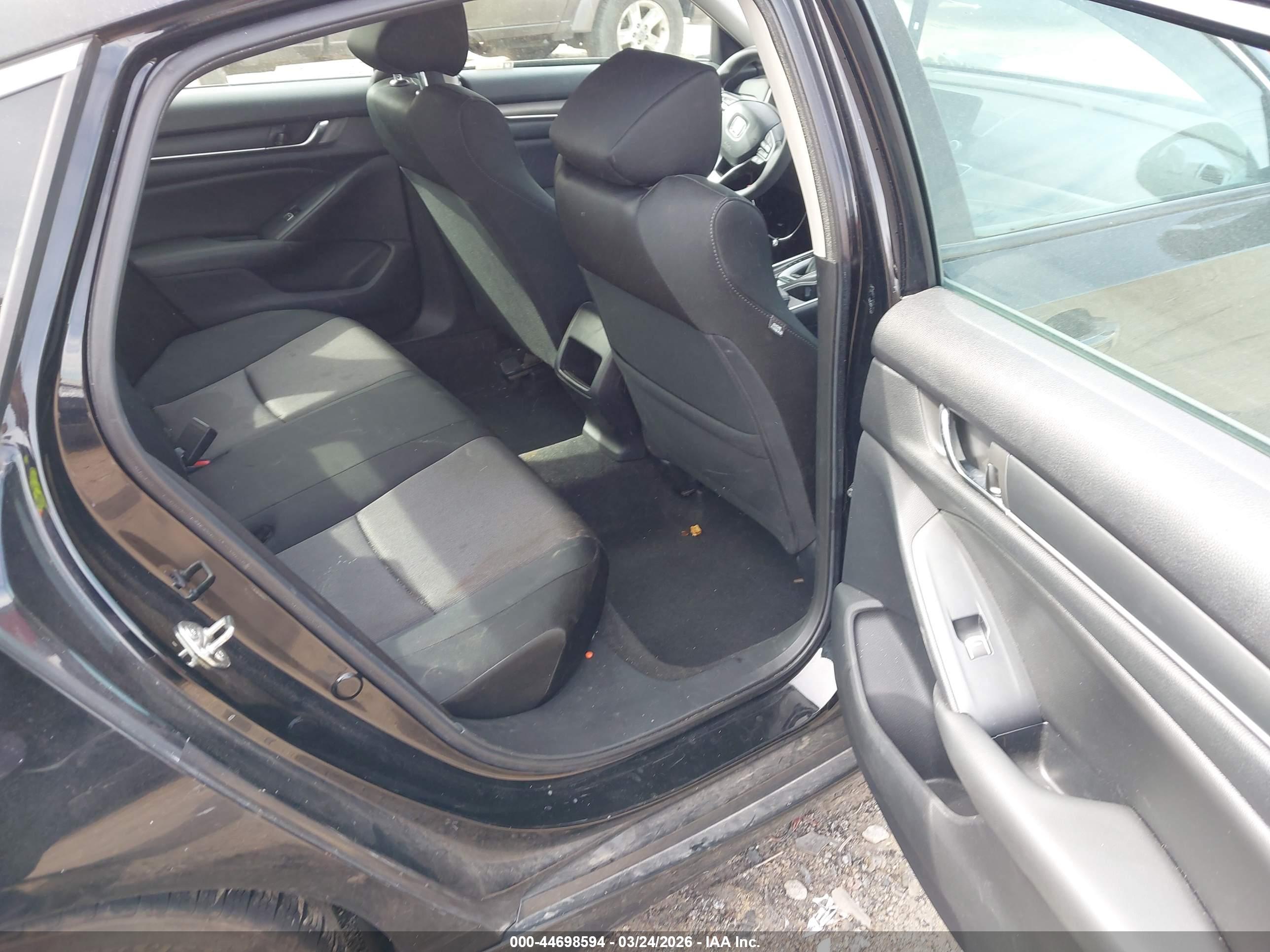 HONDA ACCORD image 8