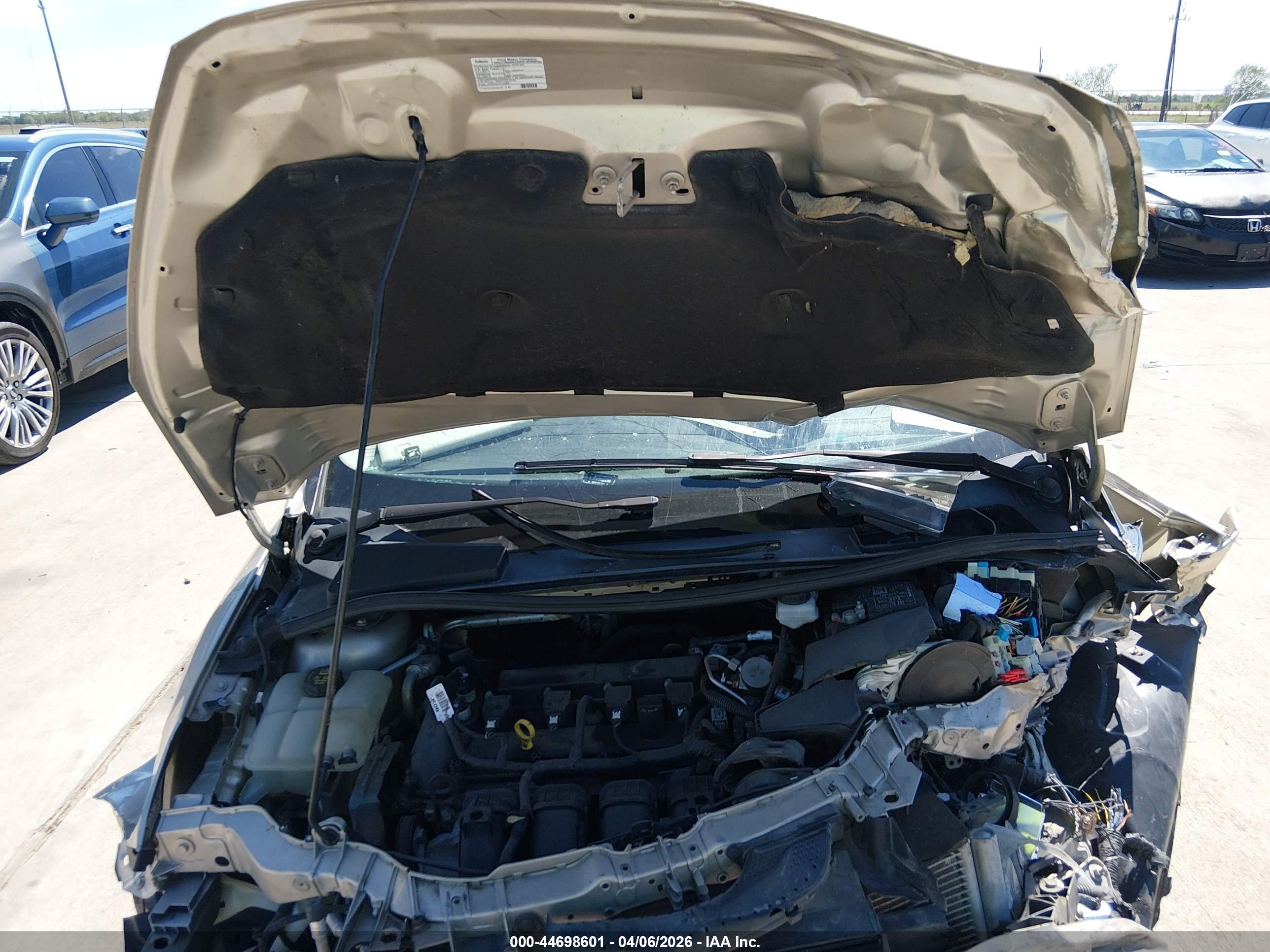 FORD FOCUS image 10