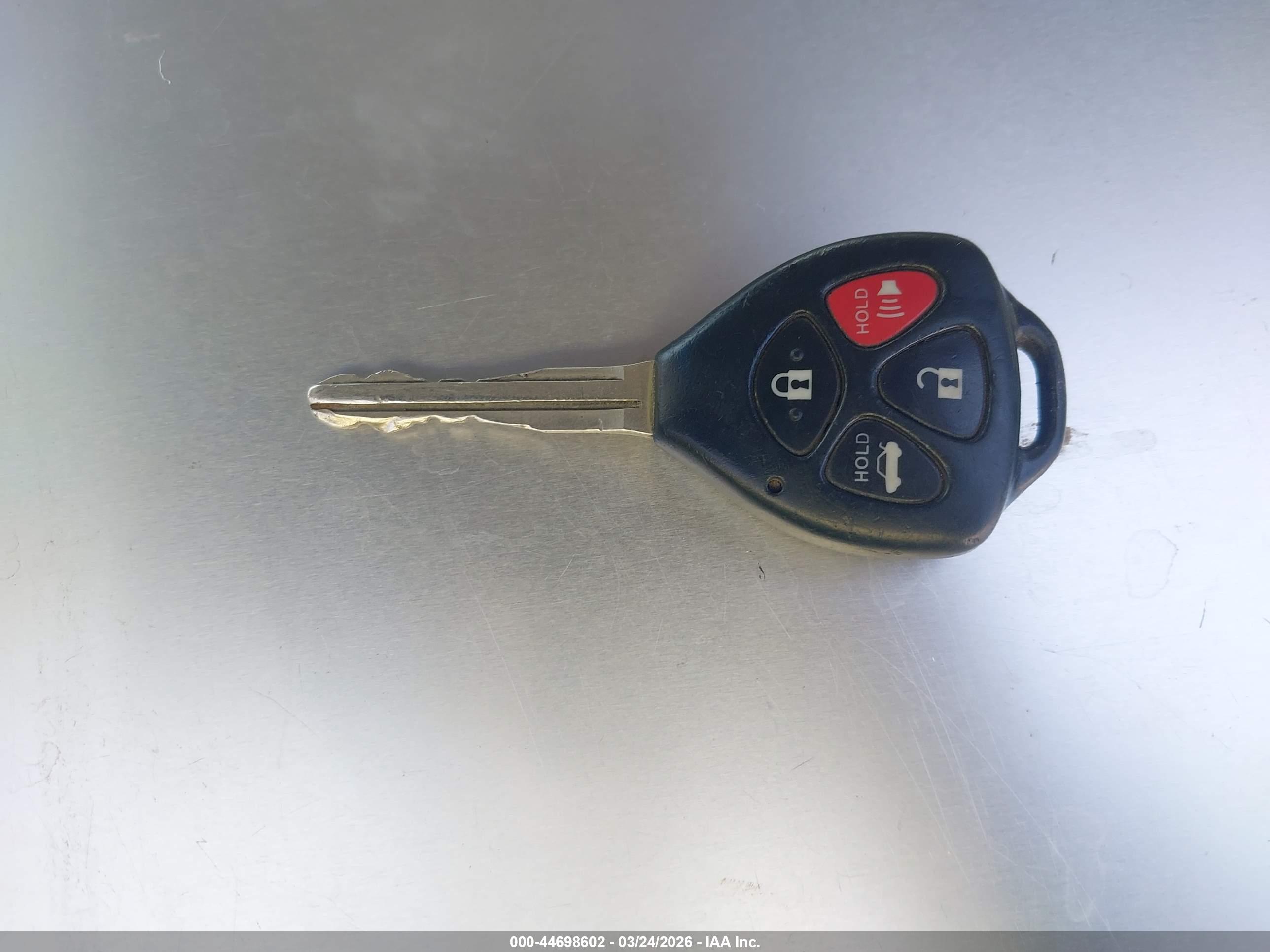 TOYOTA CAMRY image 11