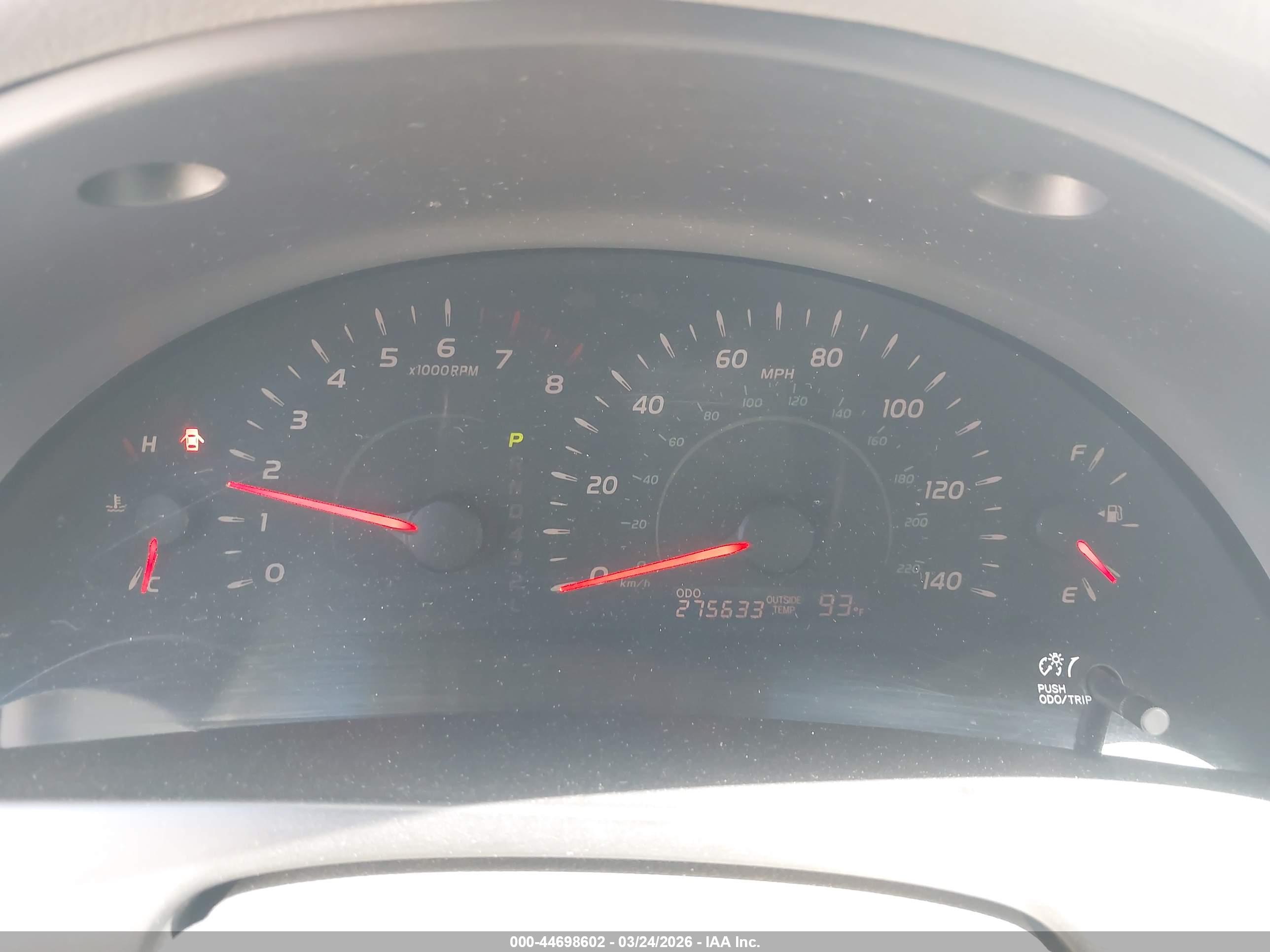 TOYOTA CAMRY image 7