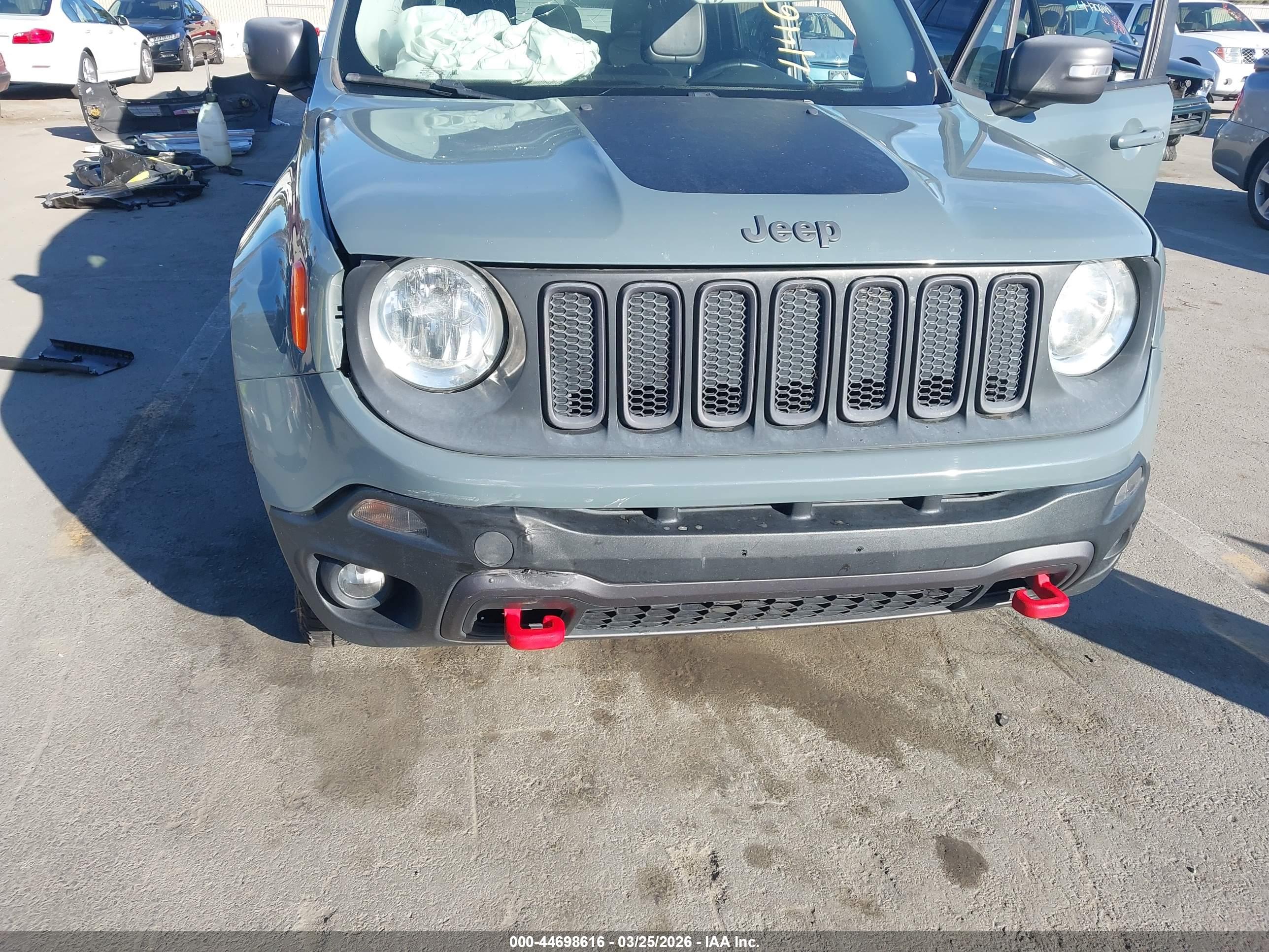 JEEP RENEGADE image 6