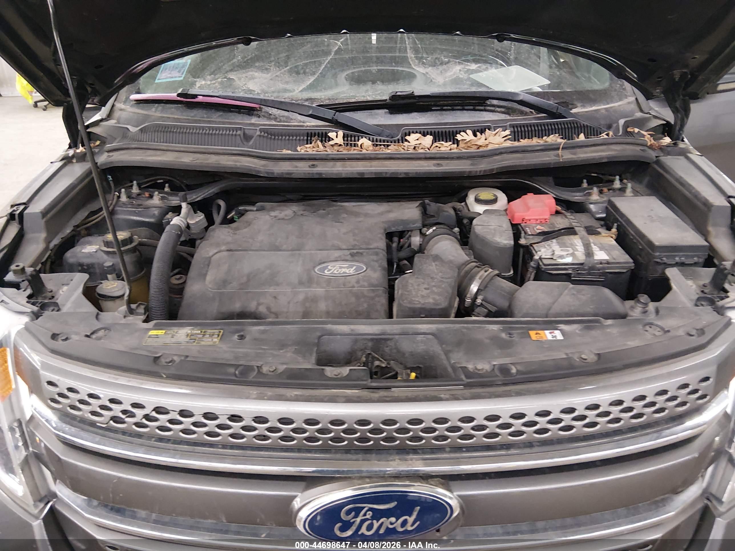 FORD EXPLORER image 10