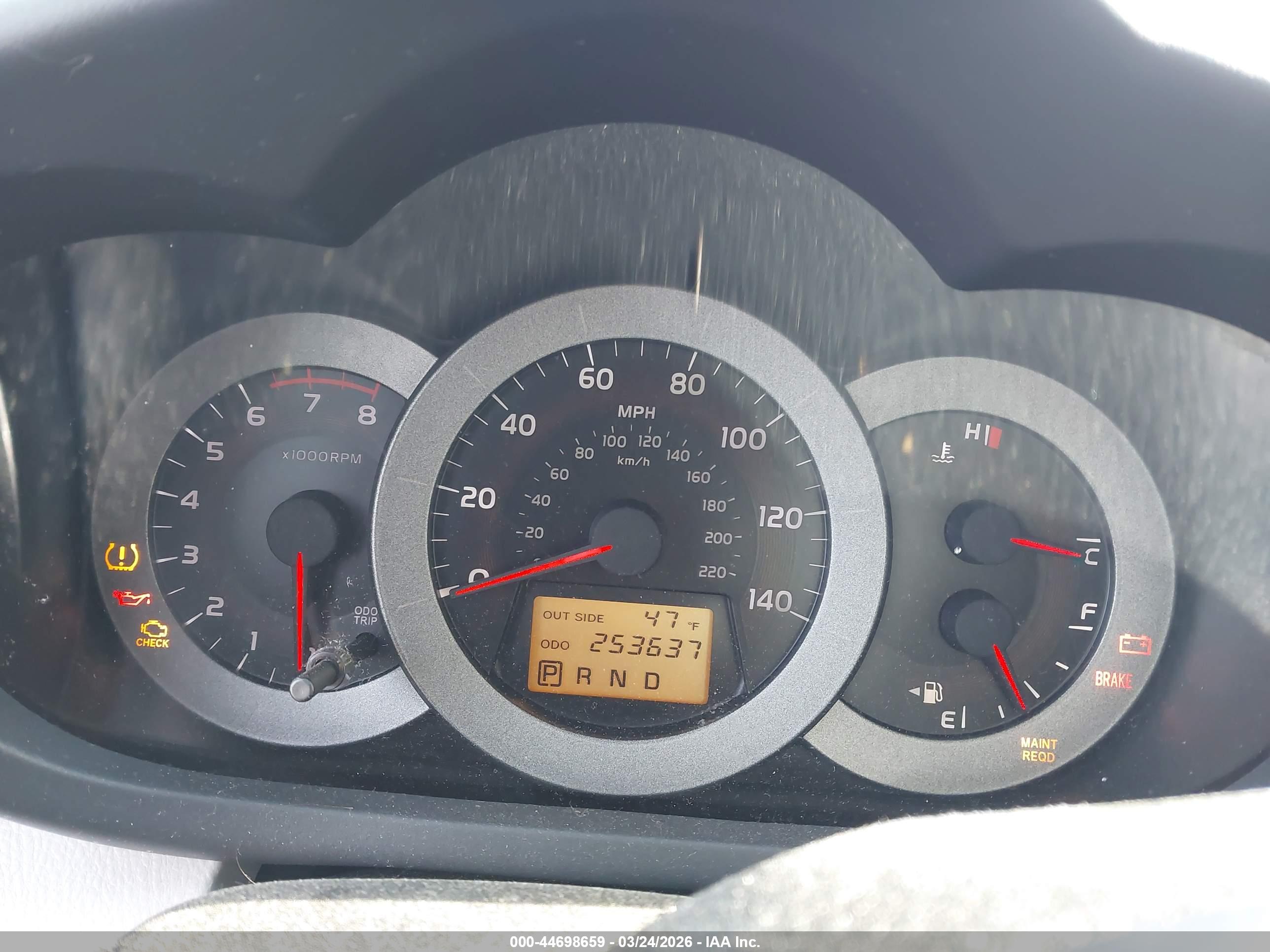 TOYOTA RAV4 image 7