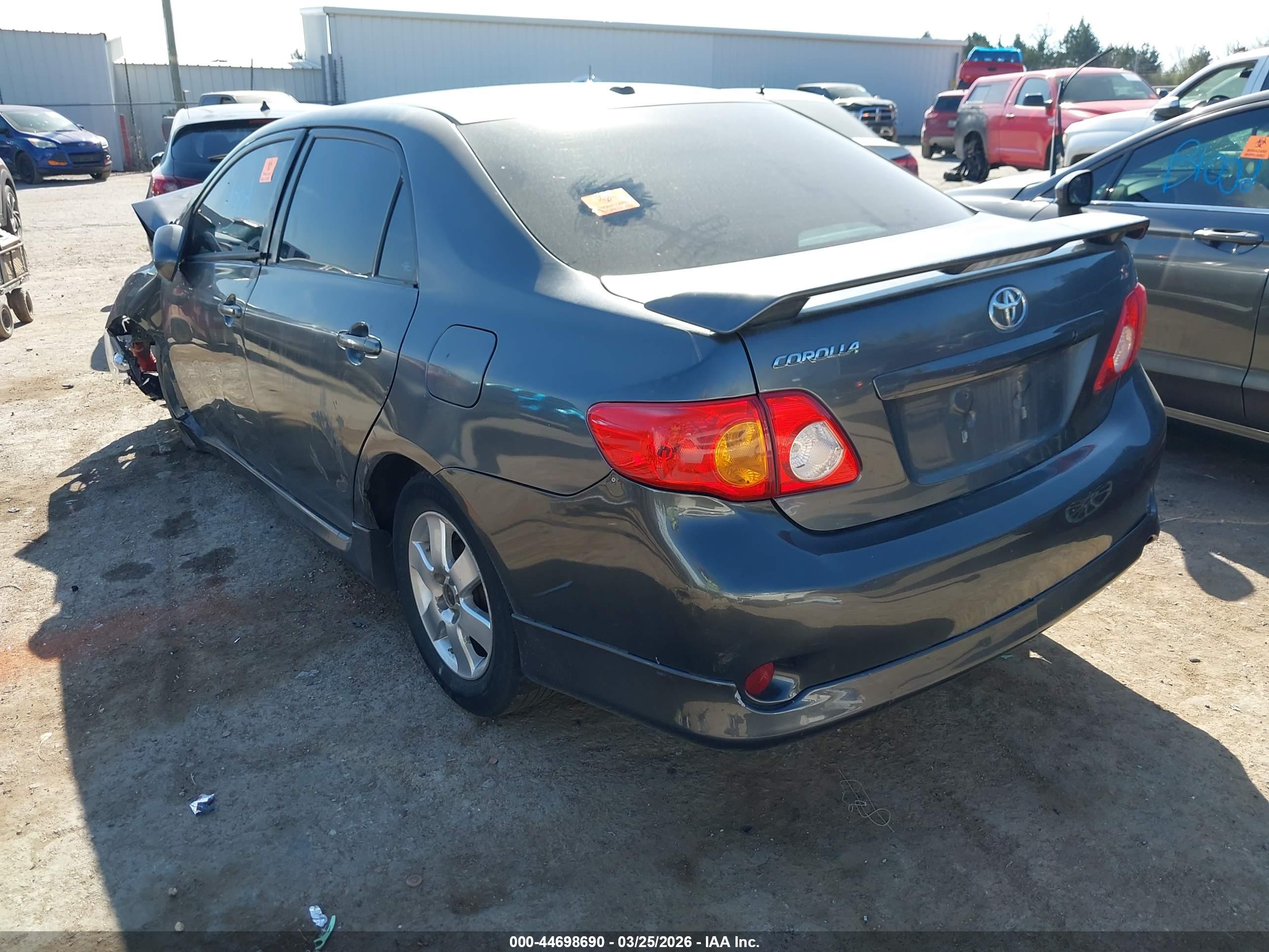 TOYOTA COROLLA image 3