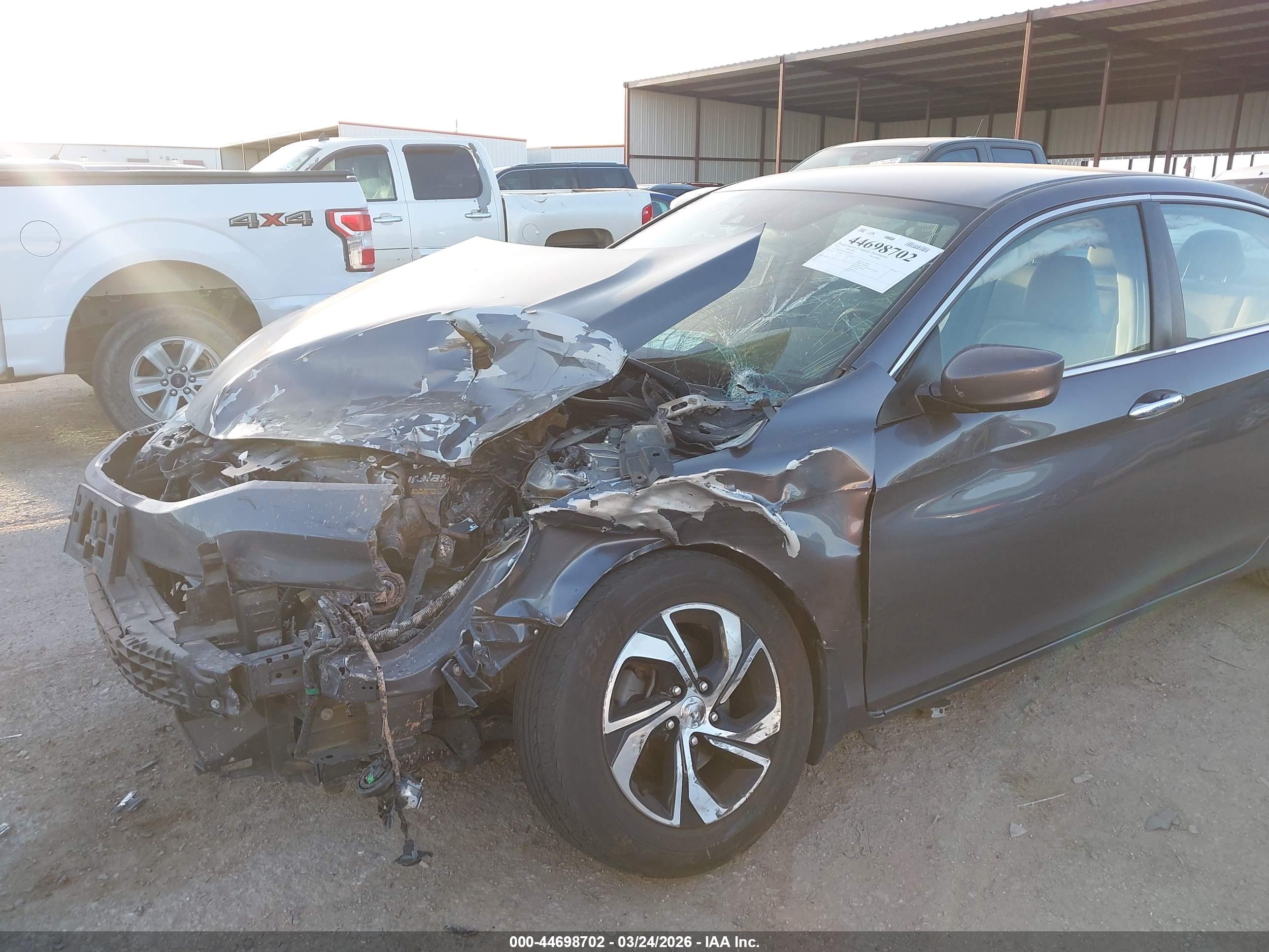 HONDA ACCORD image 6