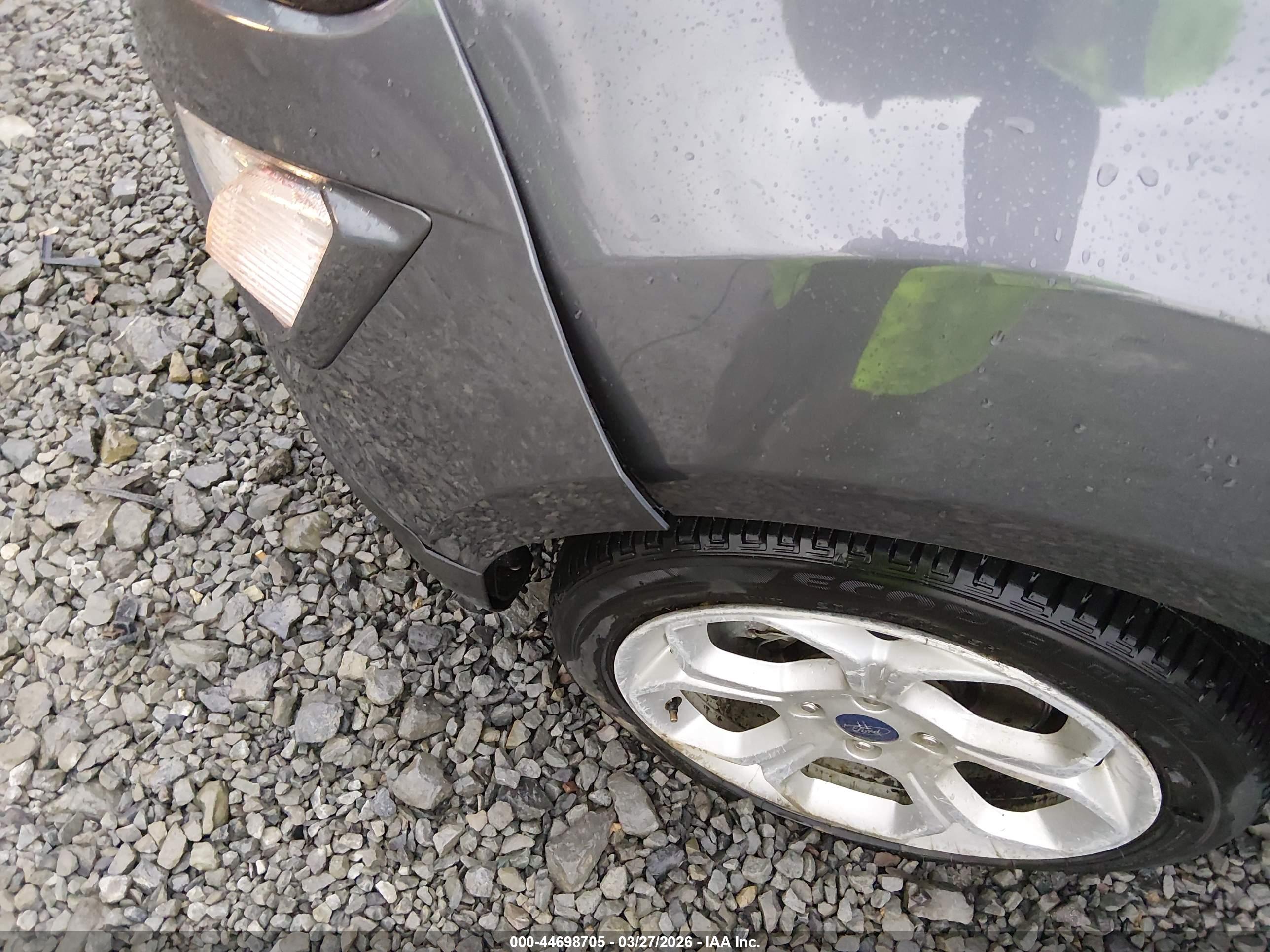 FORD ECOSPORT image 6