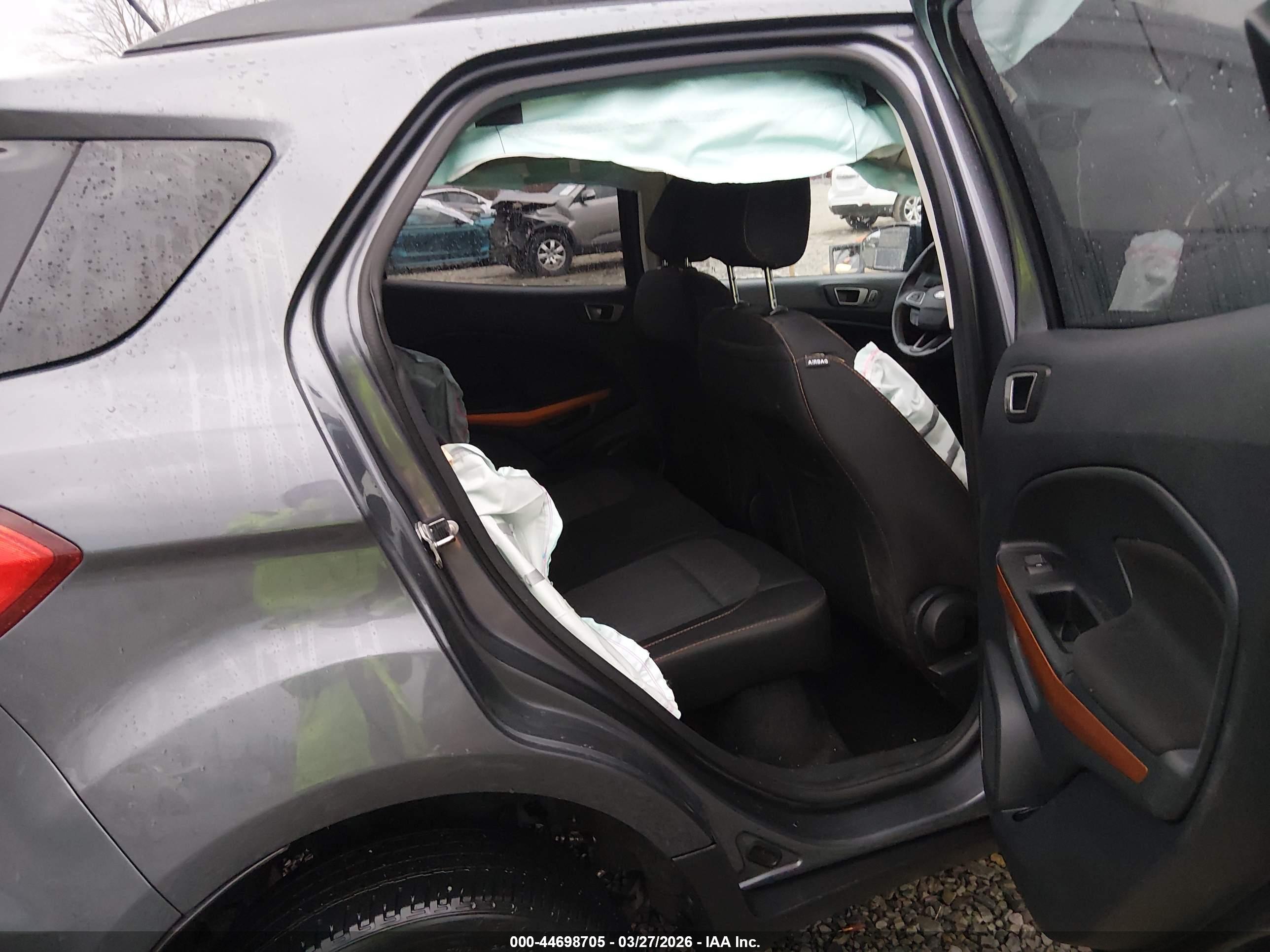 FORD ECOSPORT image 8