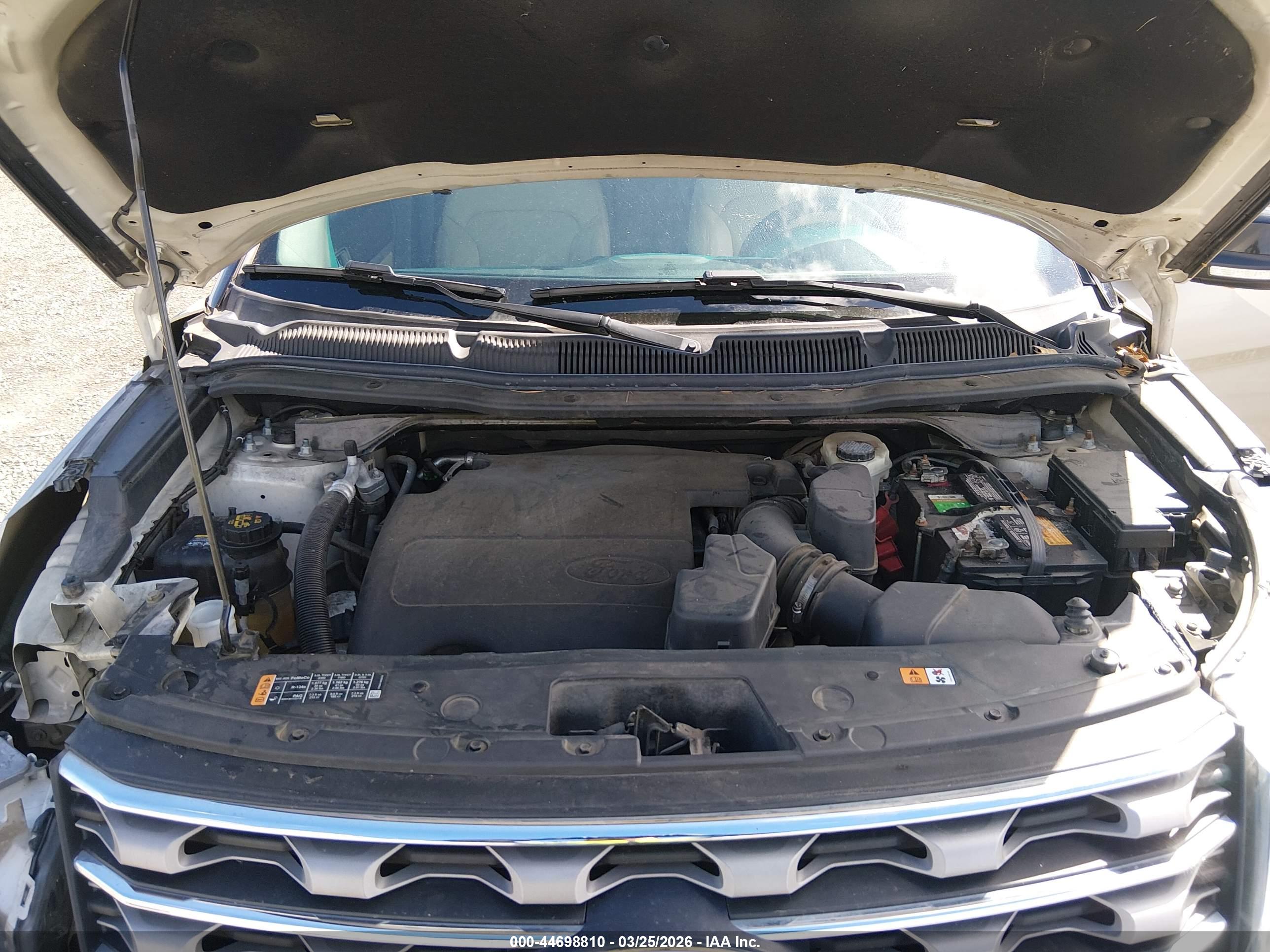 FORD EXPLORER image 10