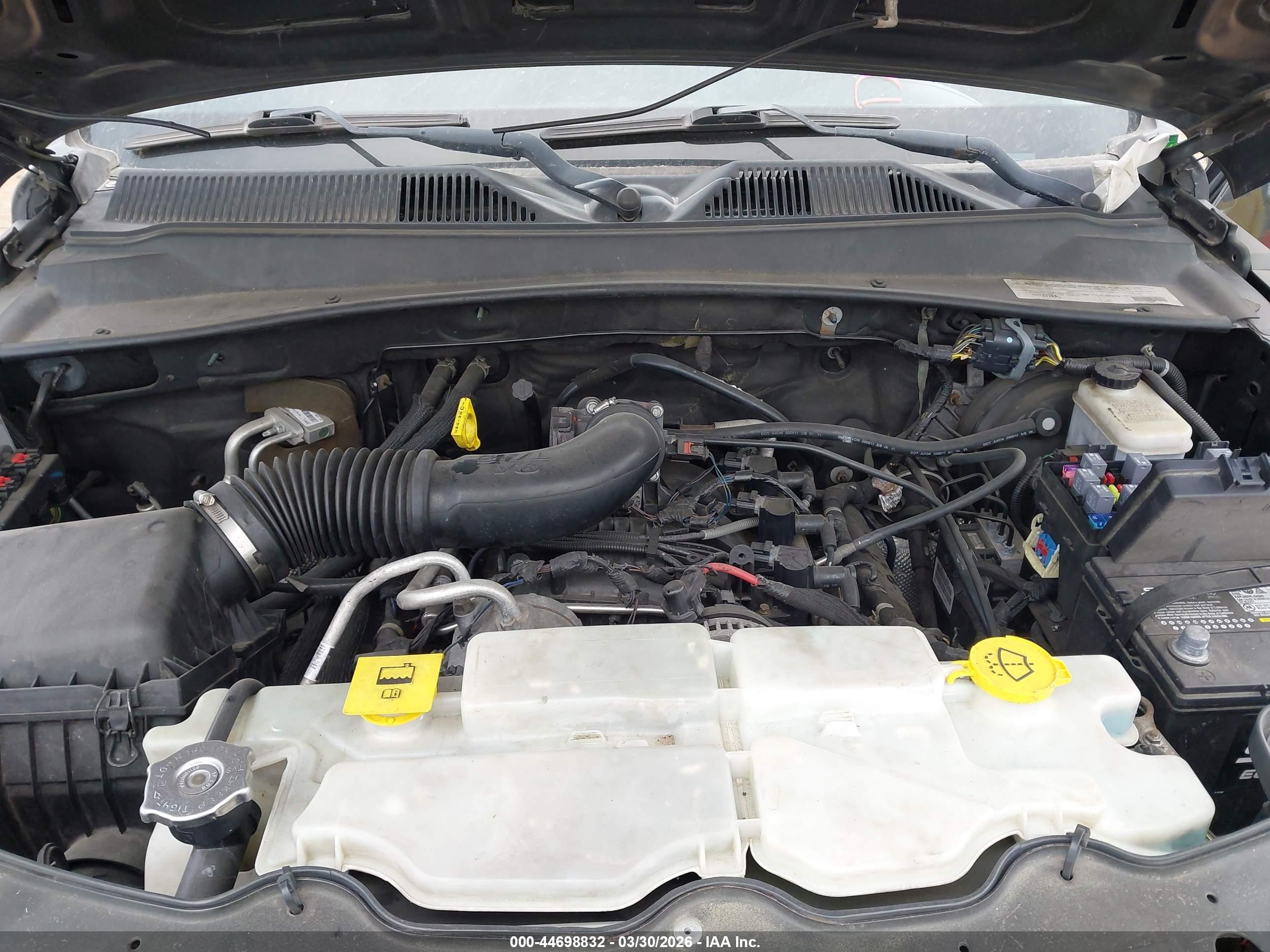 JEEP LIBERTY image 10