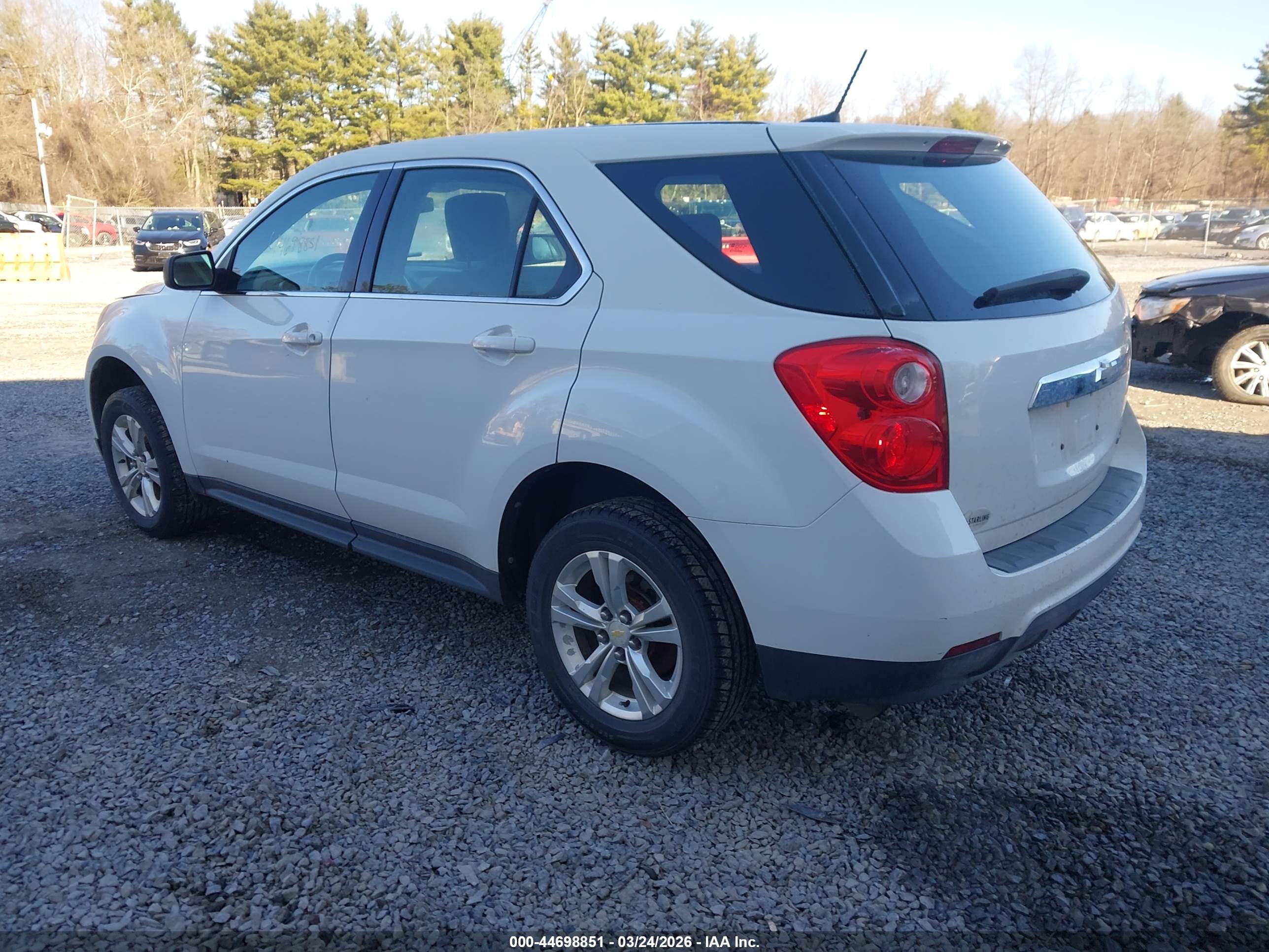 CHEVROLET EQUINOX image 3