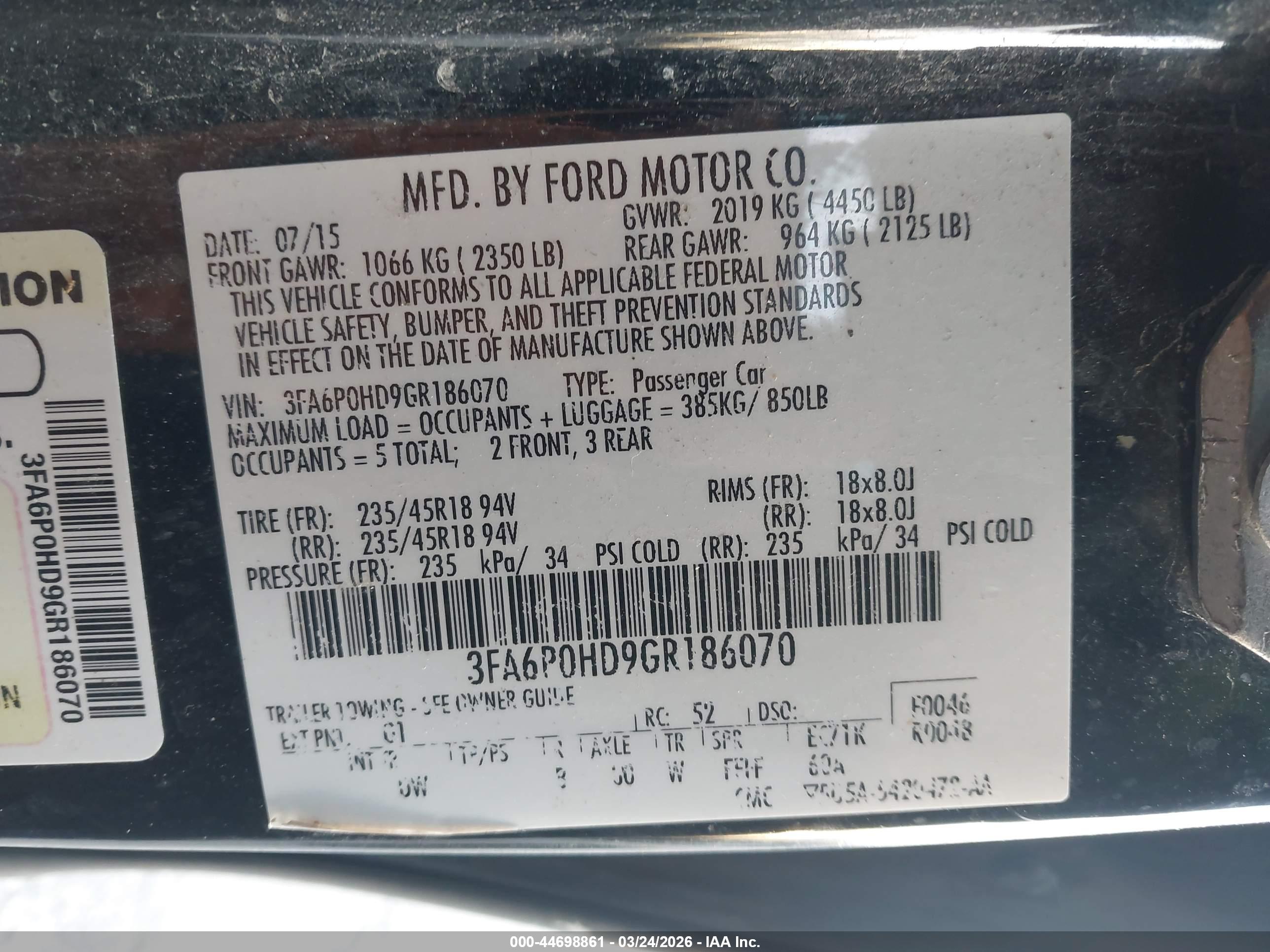 FORD FUSION image 9