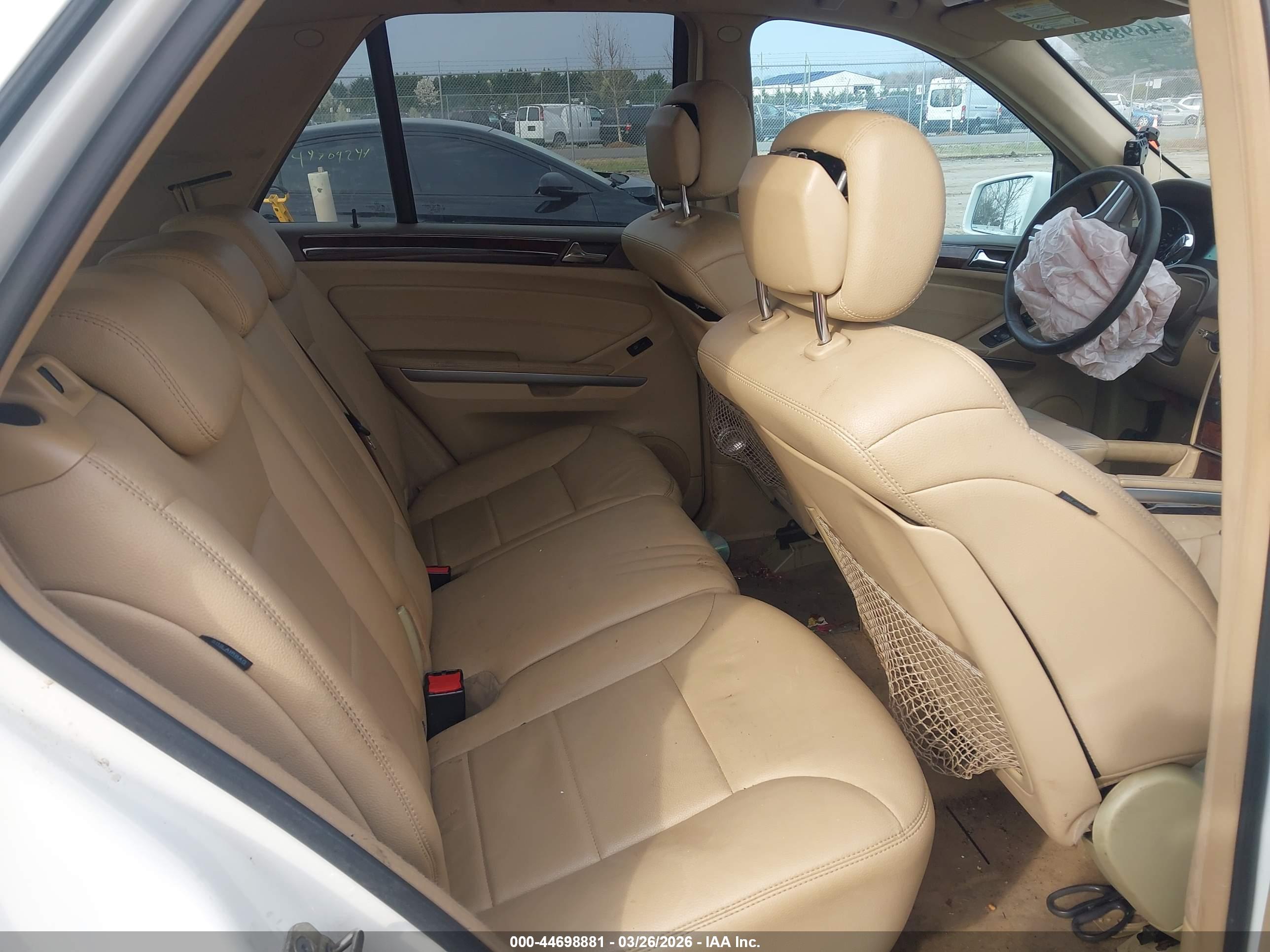 MERCEDES-BENZ ML image 8