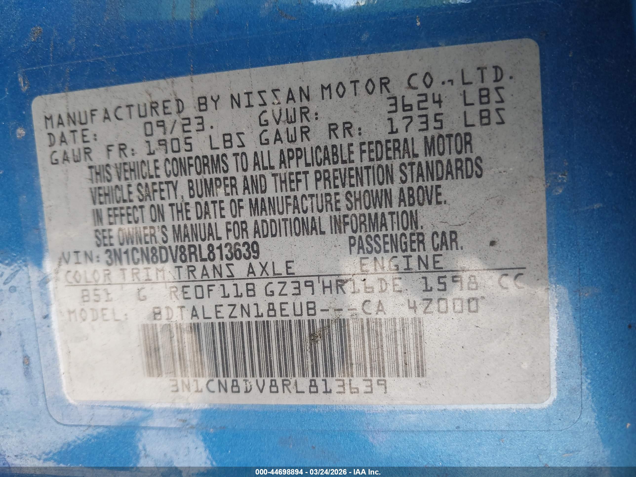 NISSAN VERSA image 9