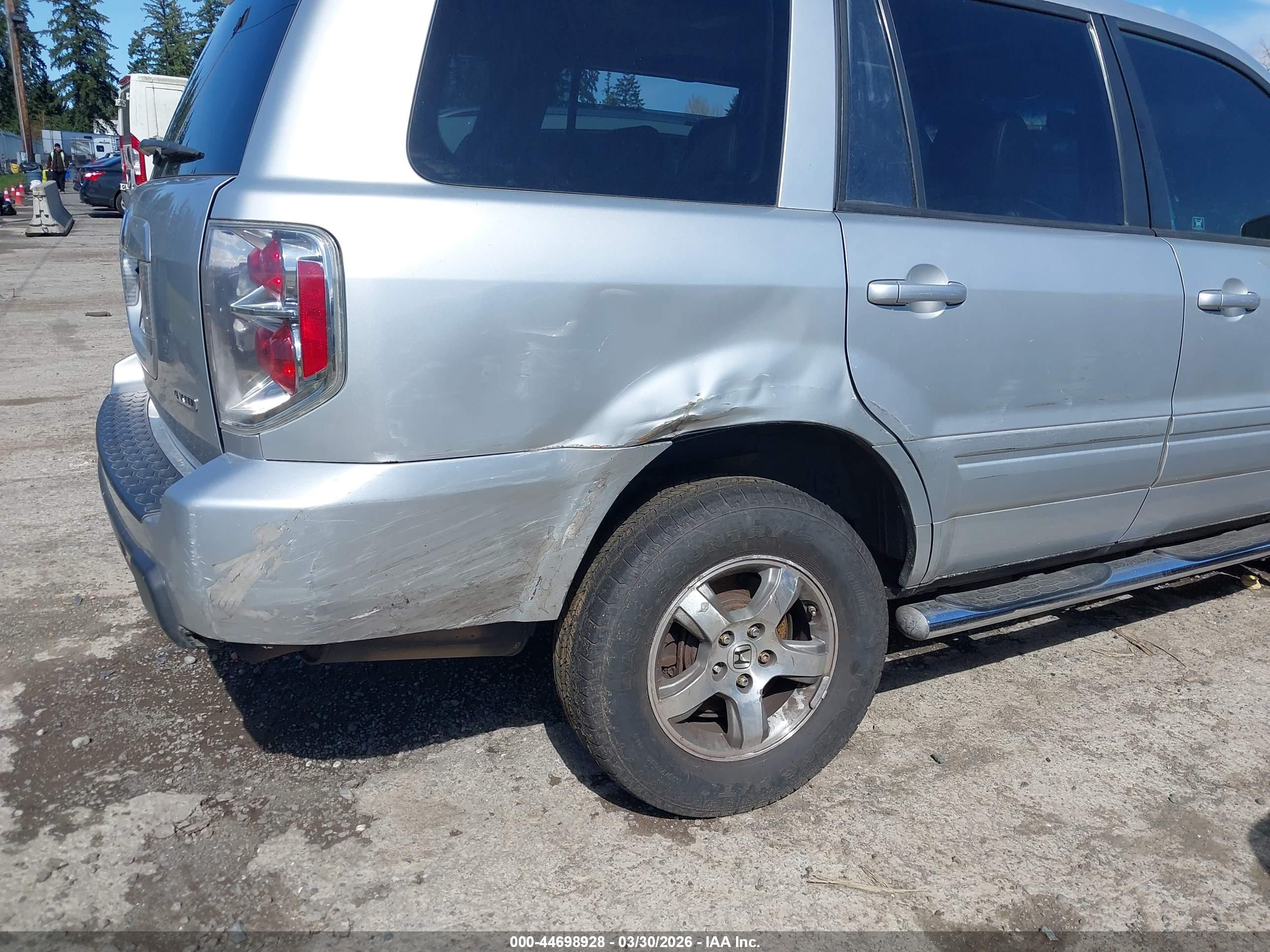 HONDA PILOT image 6