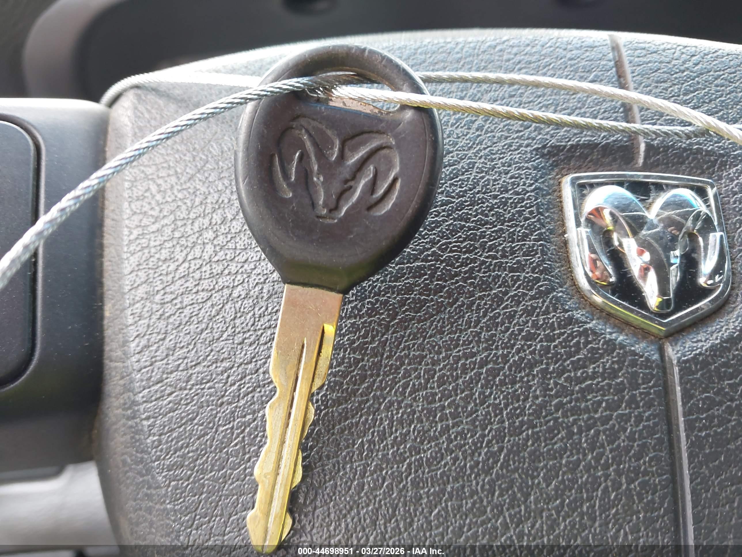 DODGE RAM image 11
