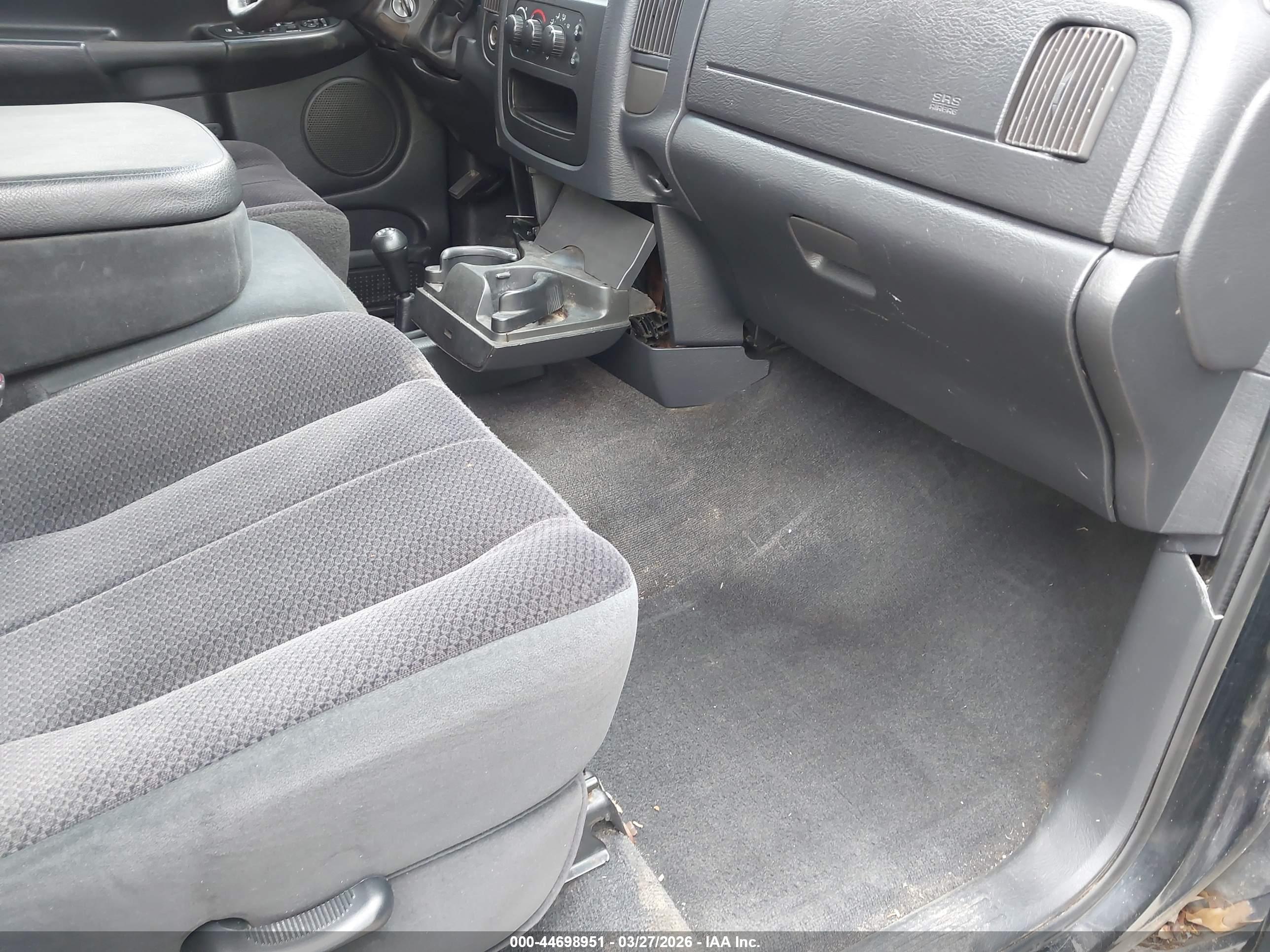DODGE RAM image 5