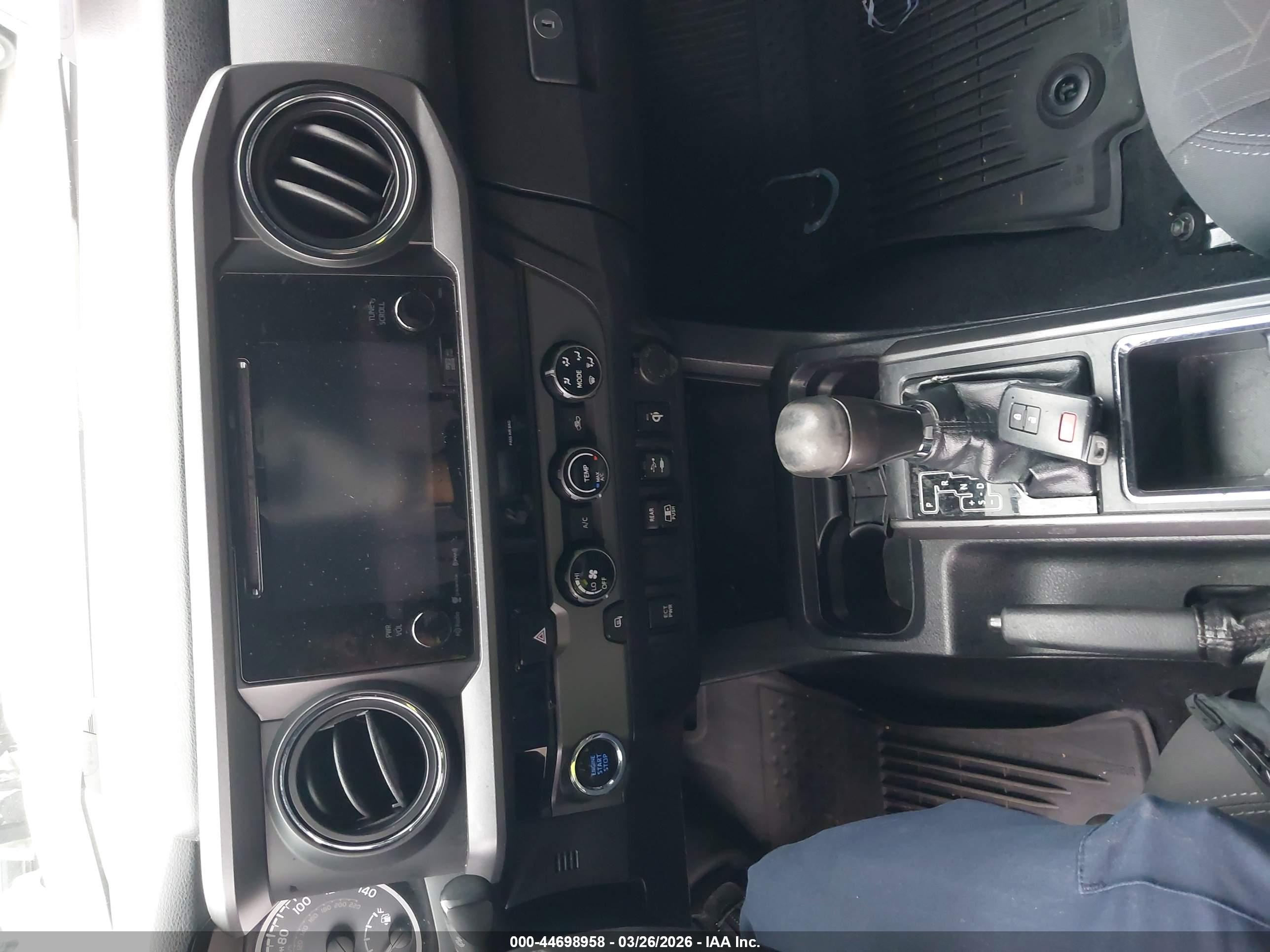 TOYOTA TACOMA image 11