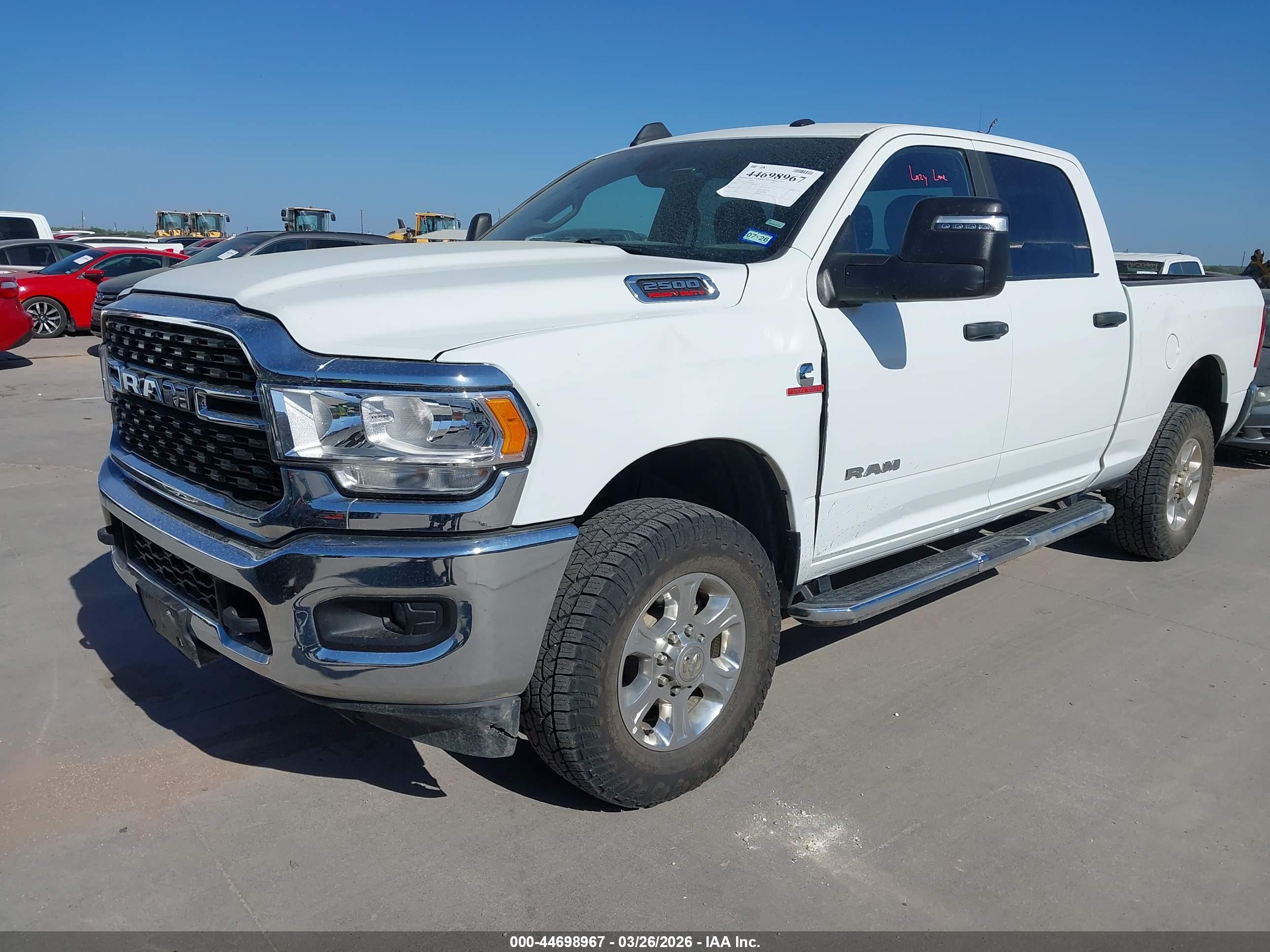 RAM 2500 image 2