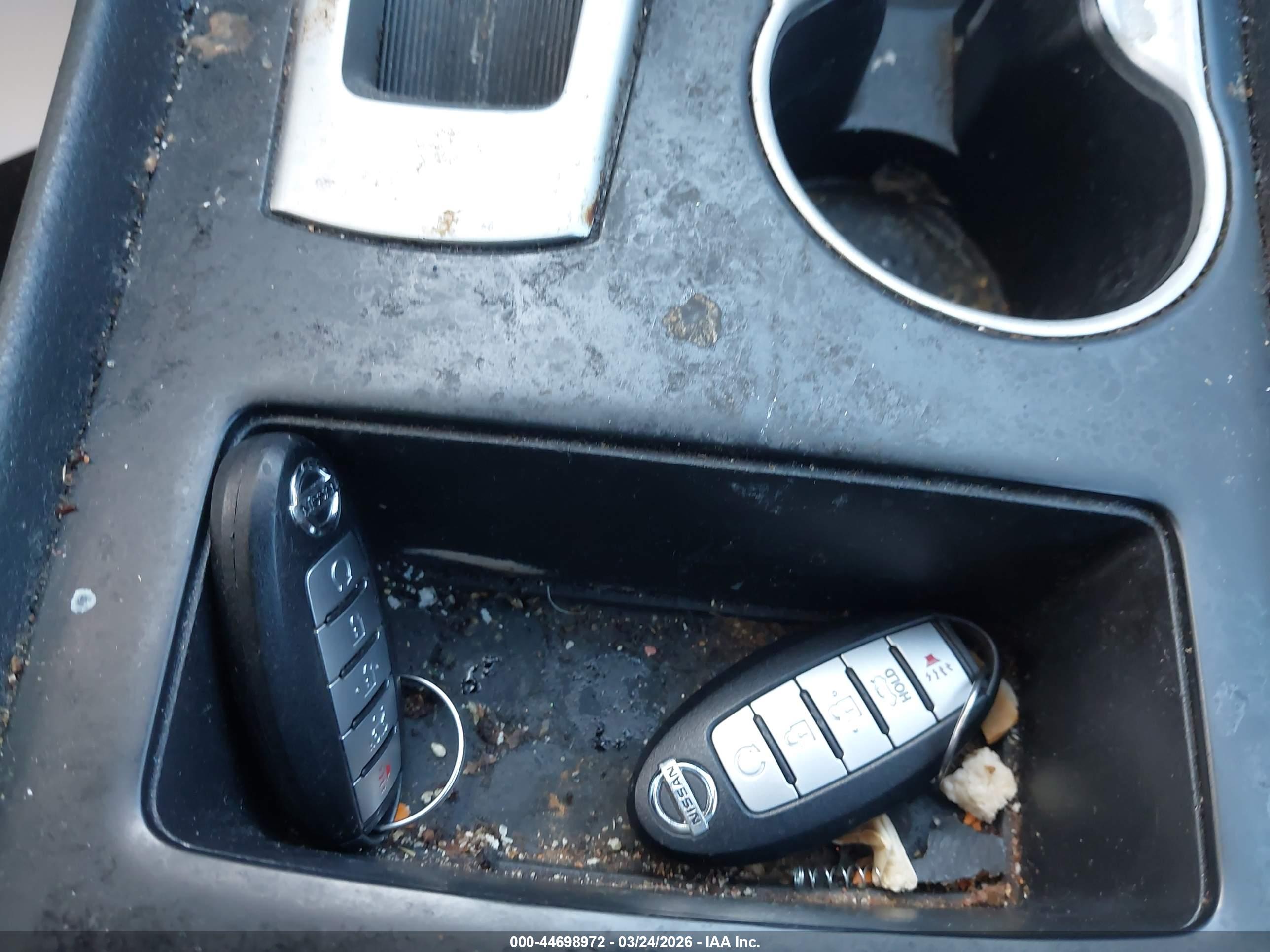 NISSAN ALTIMA image 11