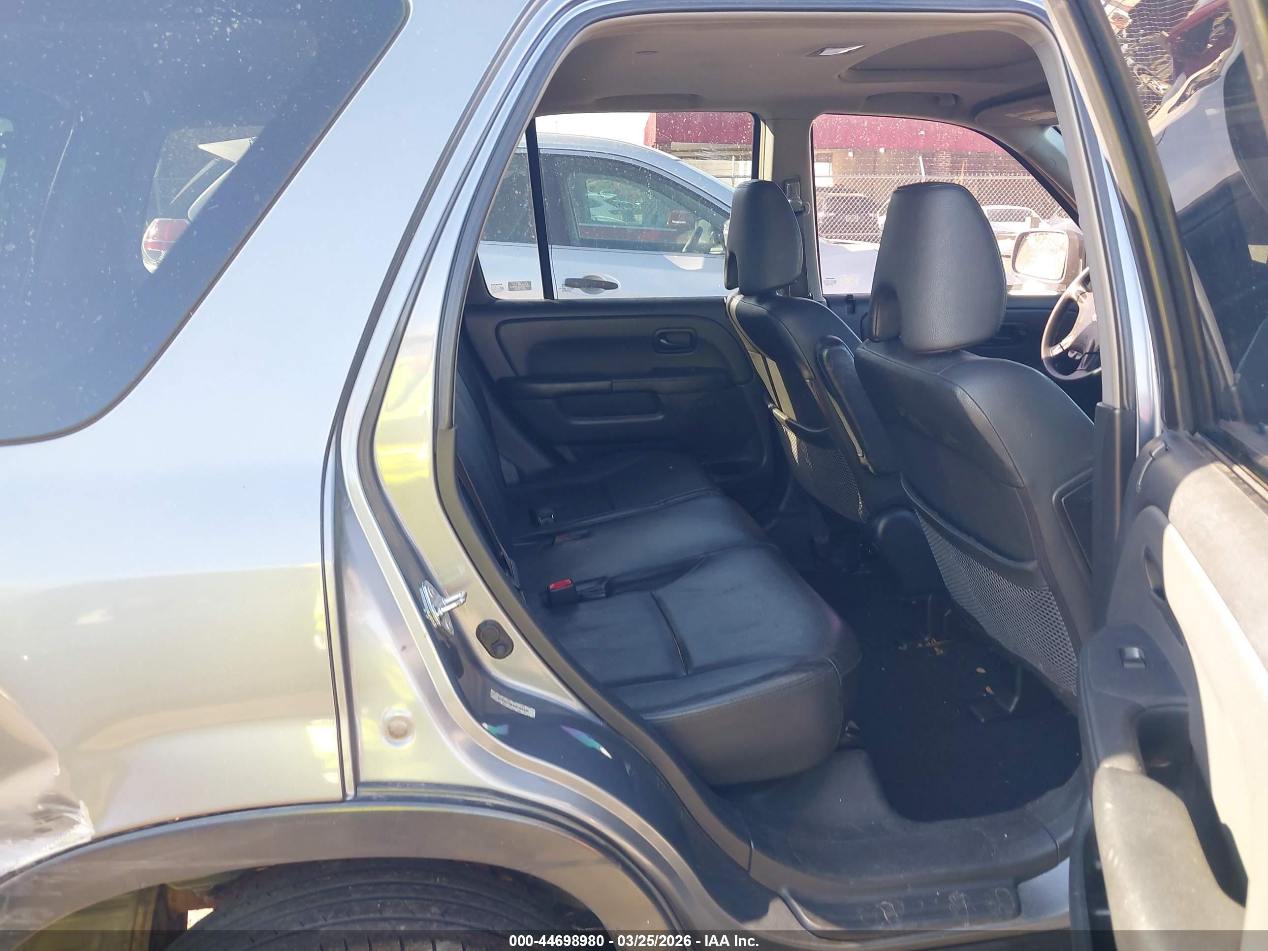 HONDA CR-V image 8