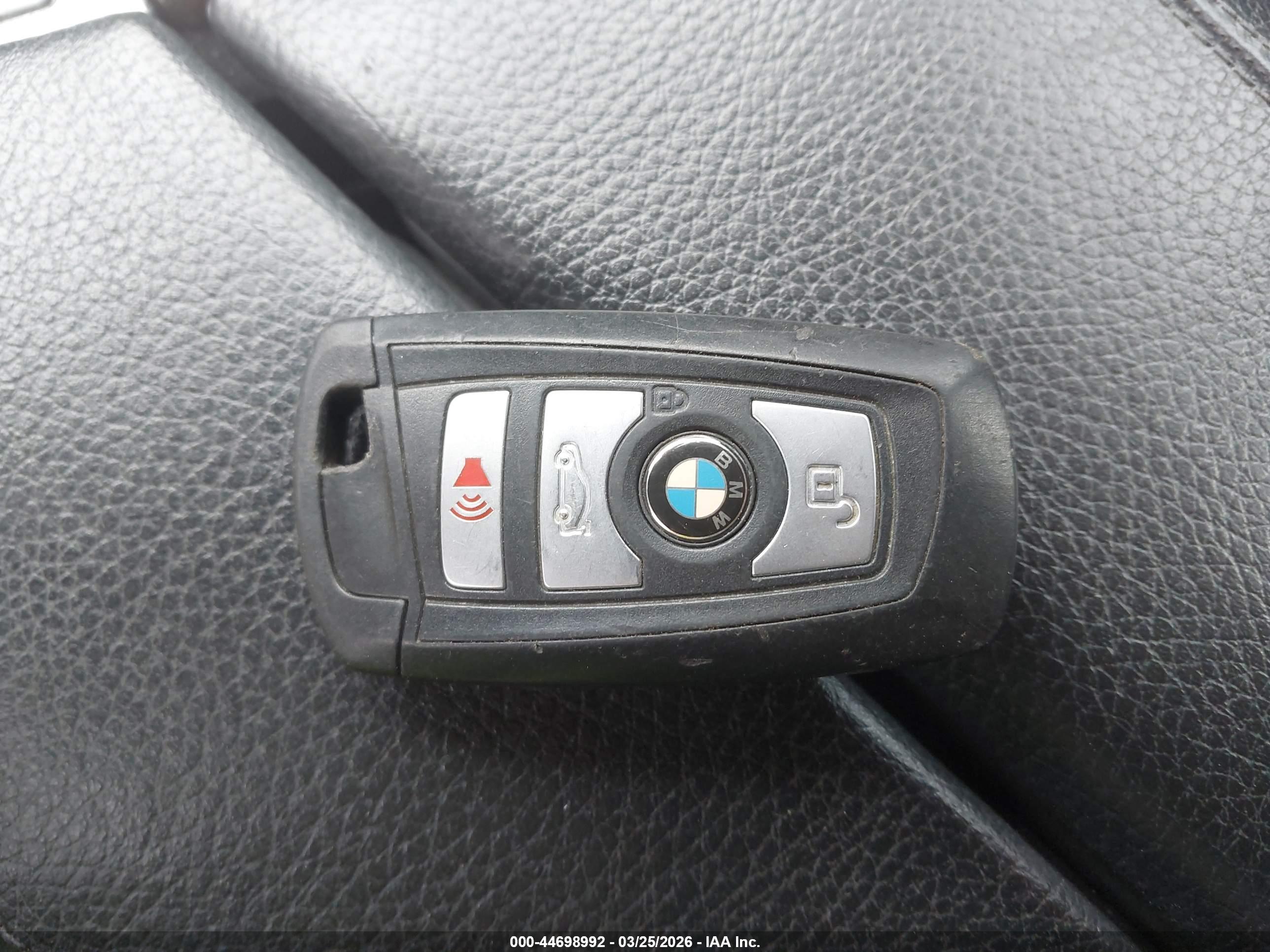 BMW 550I image 11