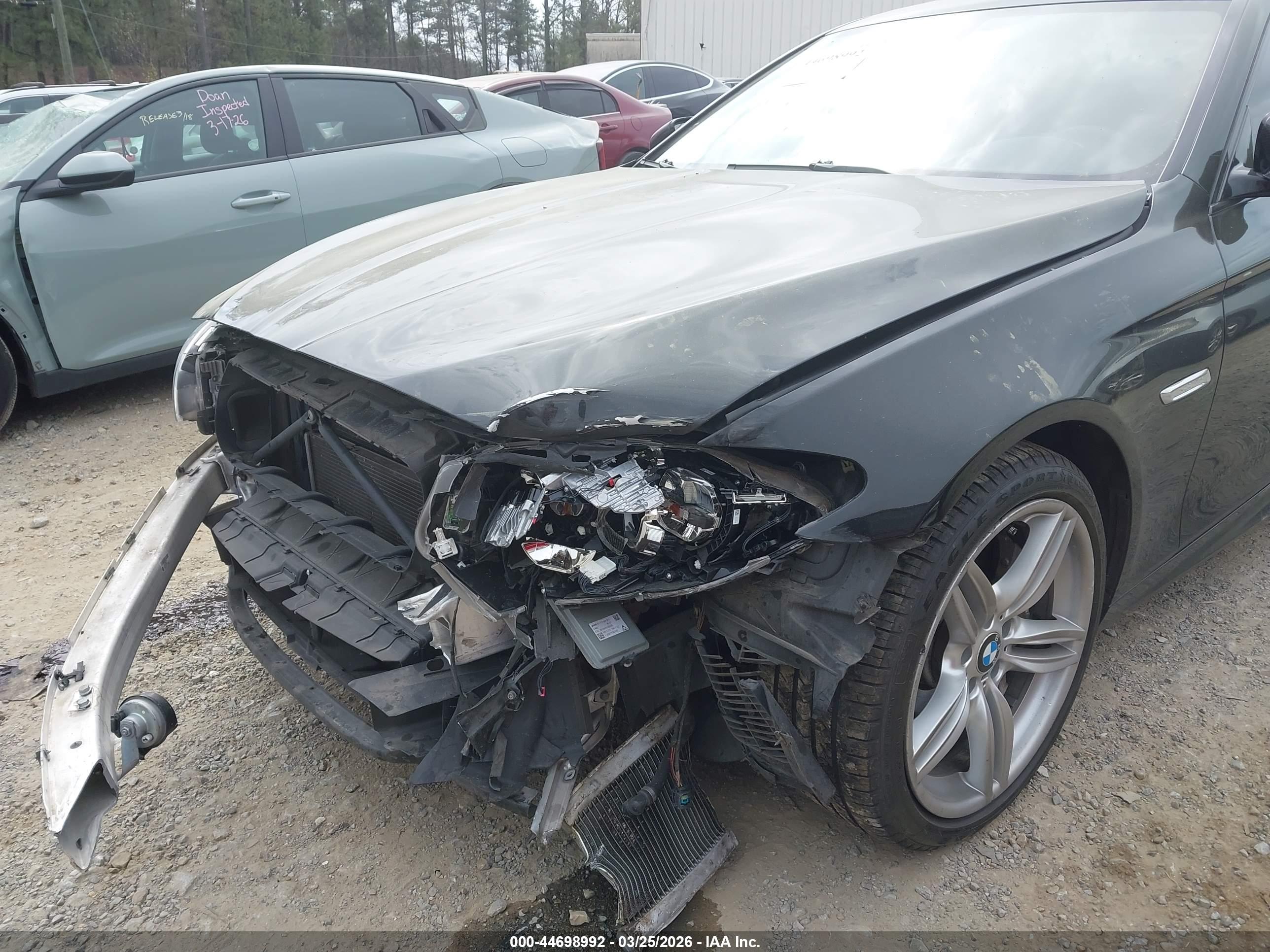 BMW 550I image 6